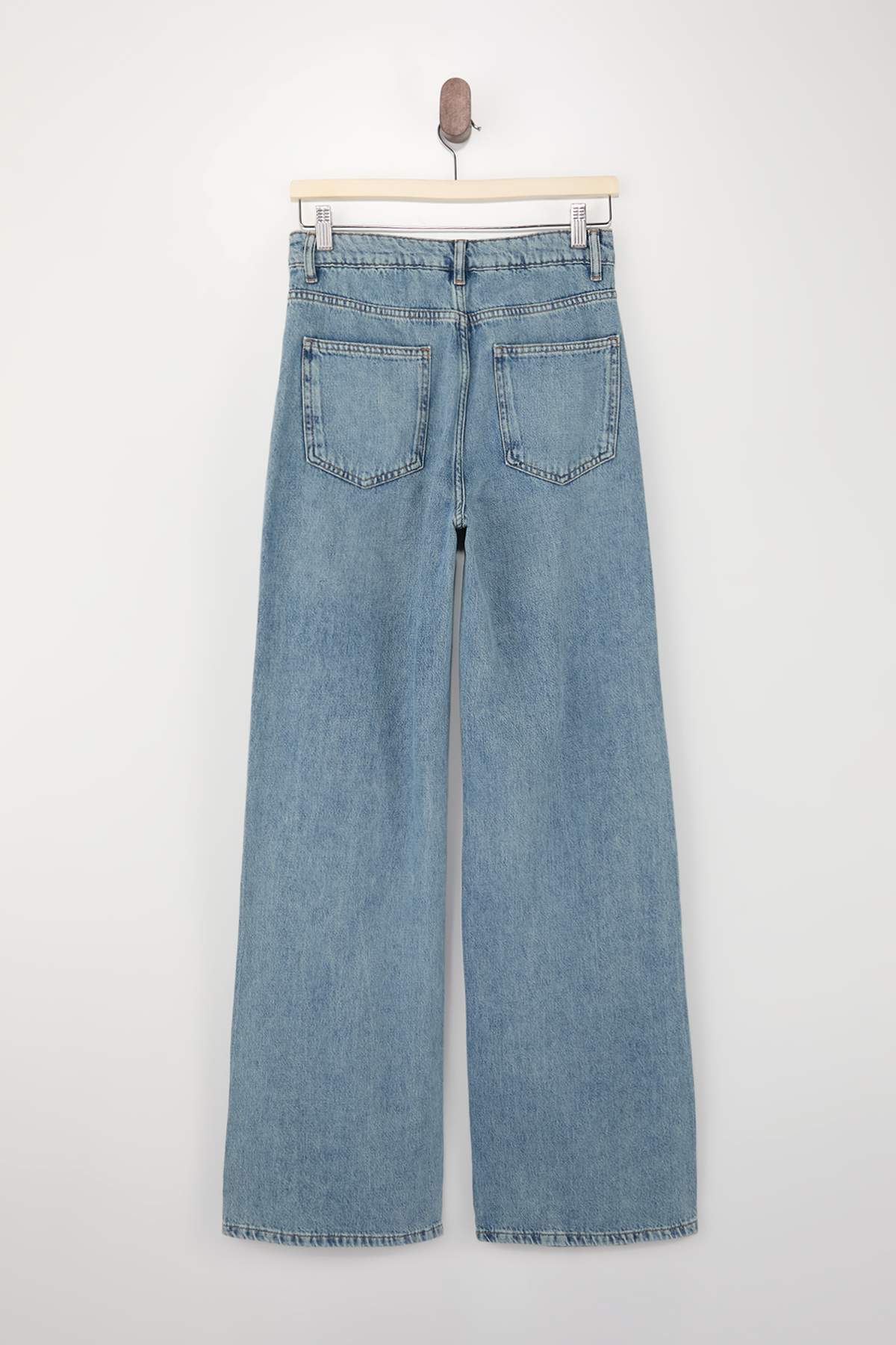 Trendyolmilla  Trendyolmilla Wardrope Essentials Mavi Dökümlü Yüksek Bel %100 Pamuk Wide Leg Jeans TWOSS26JE00122 - Görsel 6