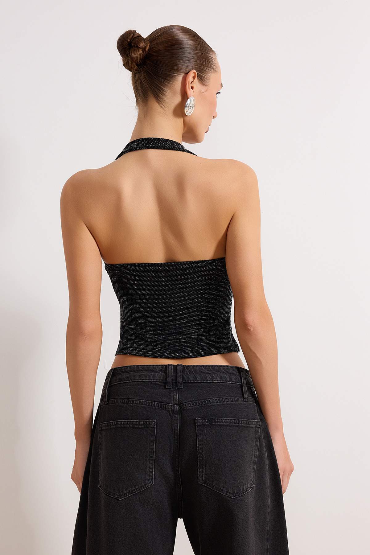 Trendyolmilla  Siyah Parıltılı Kare Yaka Aksesuarlı Örme Party Bluz TPRSS26BZ00038 - Görsel 4