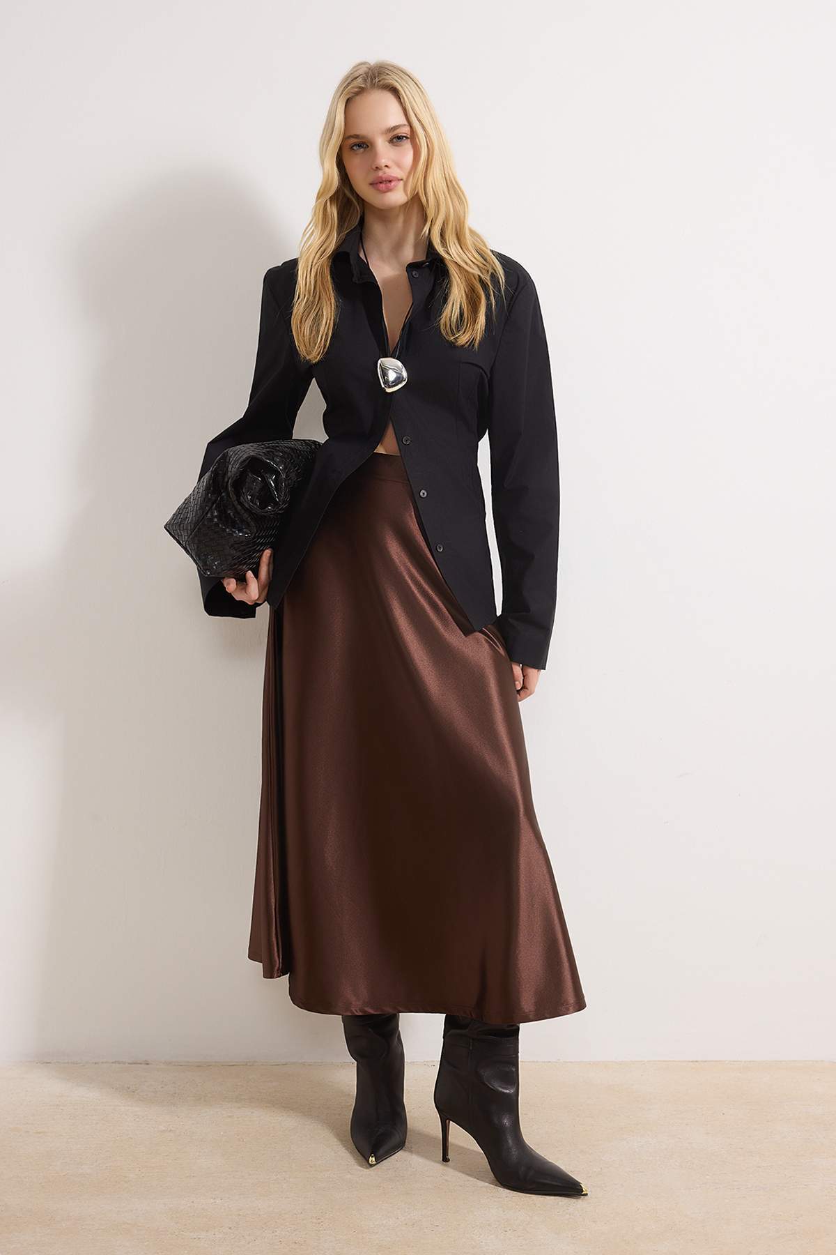 Trendyolmilla  Koyu Kahverengi Etek TWOAW25ET00111