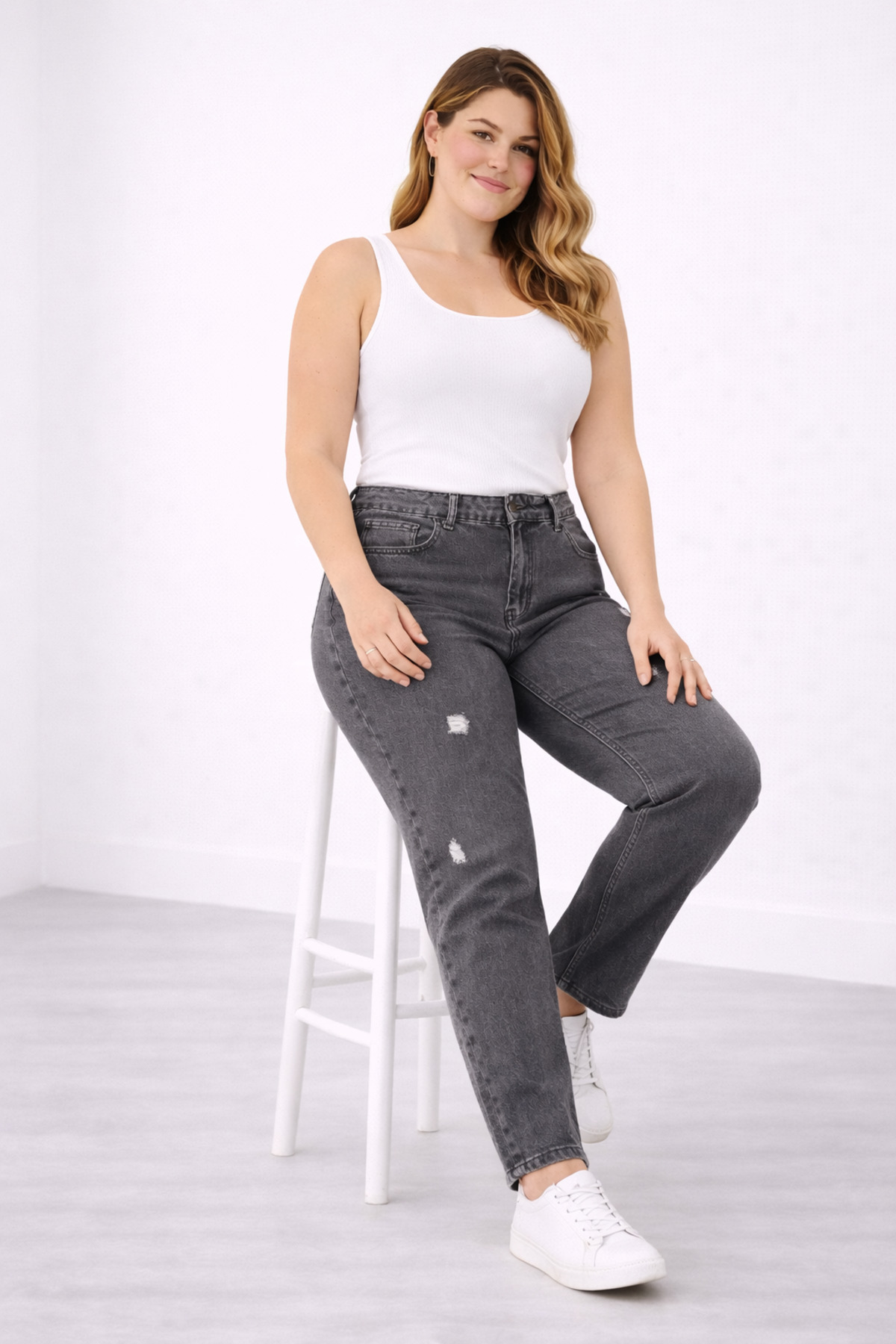 Şans  Kadın Büyük Beden Gri, Yırtık Detaylı, Yüksek Bel 5 Cep Kot Pantolon 65N39329 - Görsel 4
