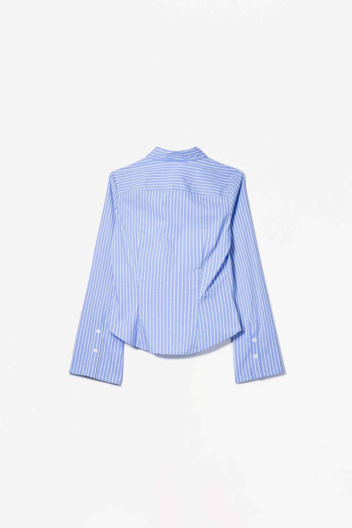 Bershka  Çan kollu vücuda oturan gömlek - Görsel 6