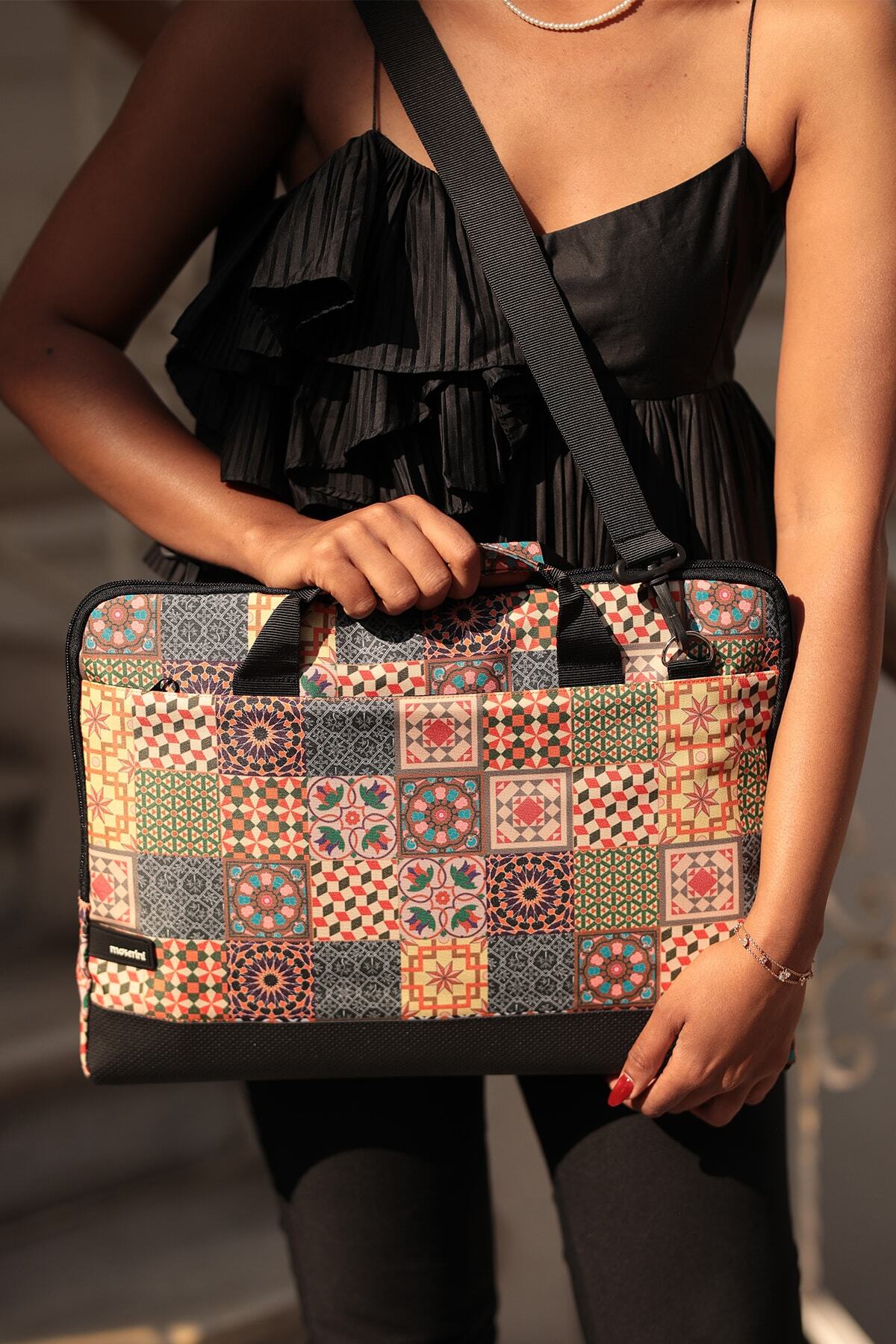 15.6'' Patterned Notebook Laptop Macbook Bag with Base Protection, Shoulder Strap - Antares