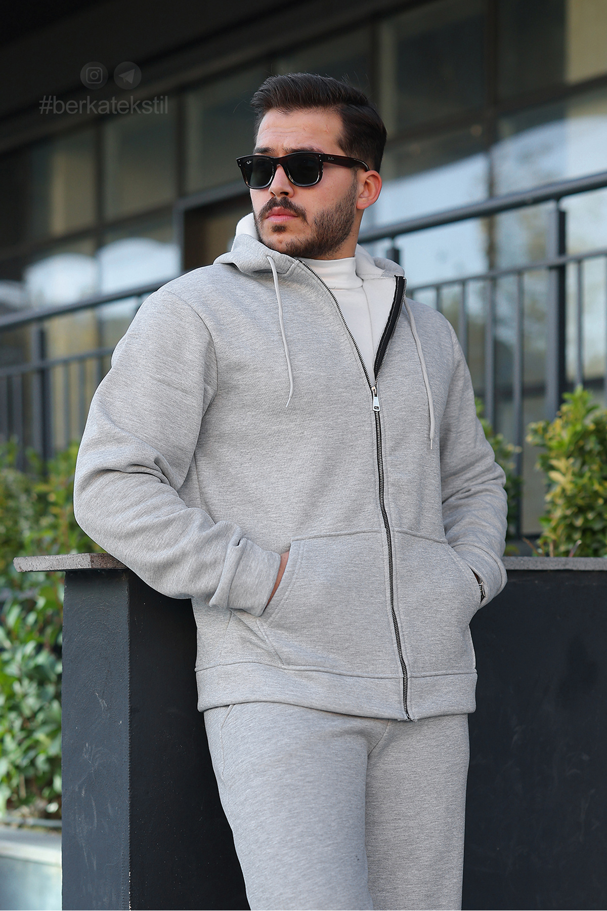 Genel Markalar 3 İplik Kapüşonlu Fermuarlı Sweatshirt İçi Polarlı Relax Fit Rahat Kesim Pamuklu Çift Cepli görsel 2