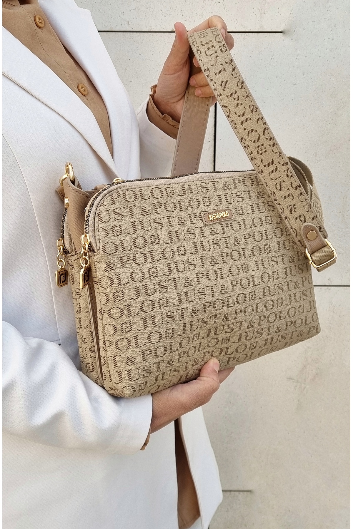 JUSTPOLO WOMEN 'S SAND COLOR 5 COMPARTMENT SHOULDER AND CROSSBODY BAG