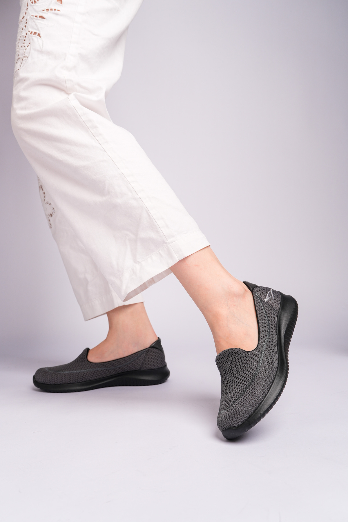 ROSETTE  Kadın FÜME SİYAH Full Ortopedik Şeker Hastalarına Uygun Günlük Kullanım Yürüyüş Sneakers Ayakkabı