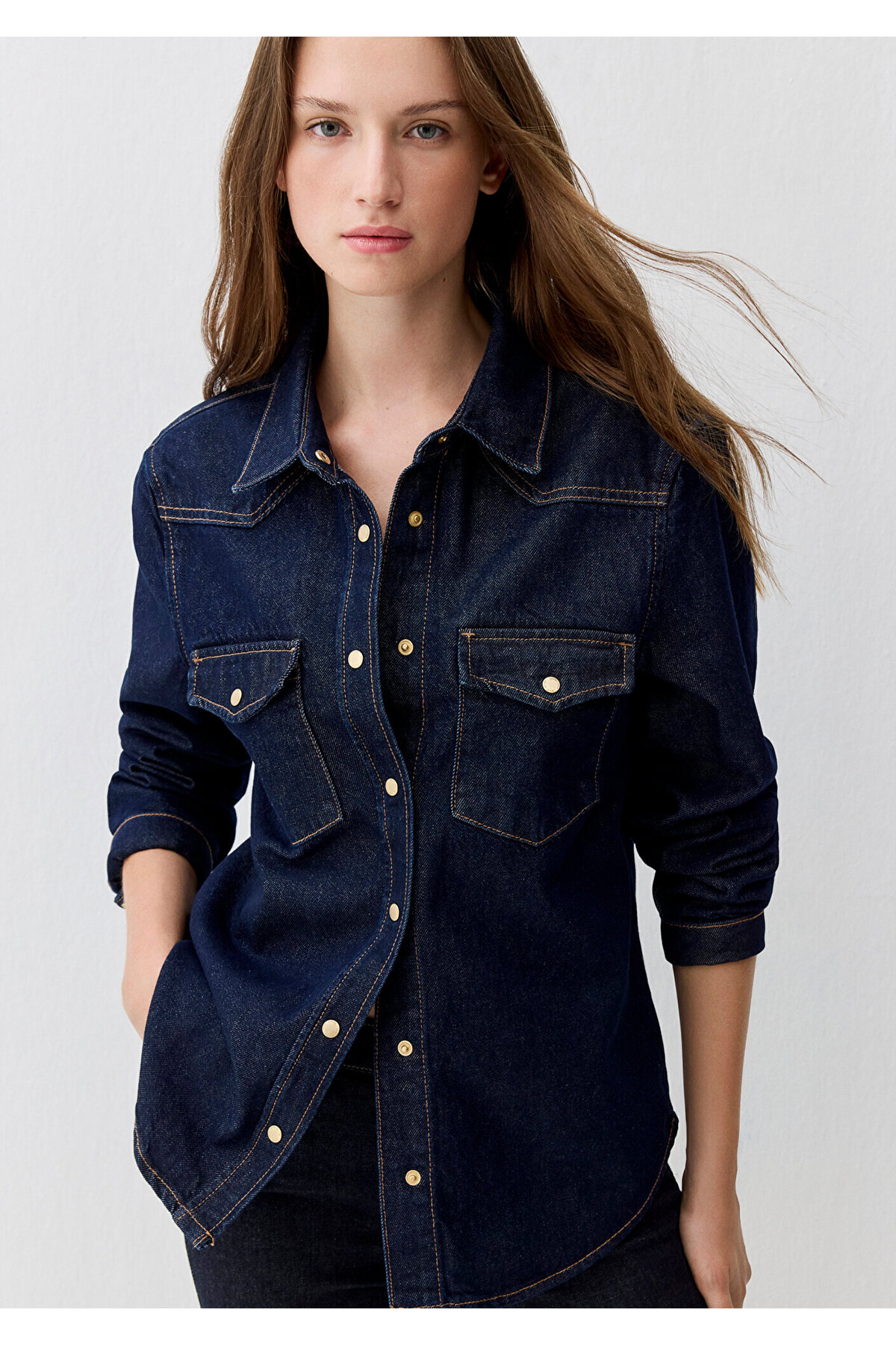 Mavi Angela Classic Denim Rinse Jean Gömlek Fitted / Vücuda Oturan Kesim 1210819-90120 — سرمه‌ای