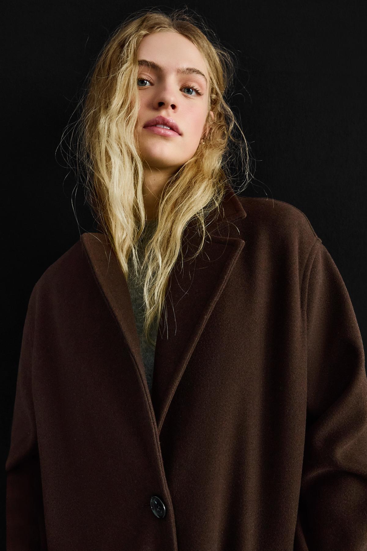 Bershka  Yumuşak dokulu uzun palto - Görsel 5