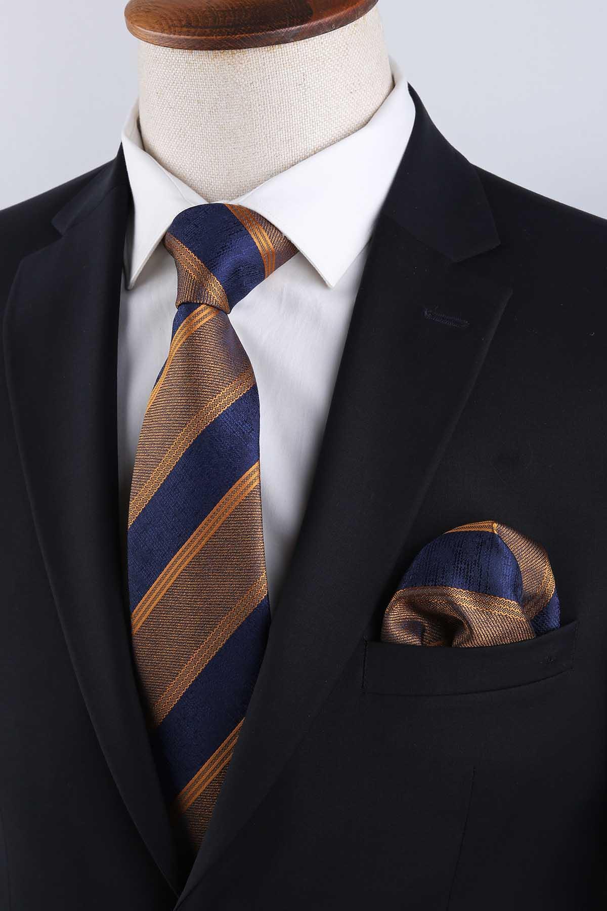  کراوات کلاسیک راه راه زرد و سرمه‌ای با دستمال جیبی KK13145