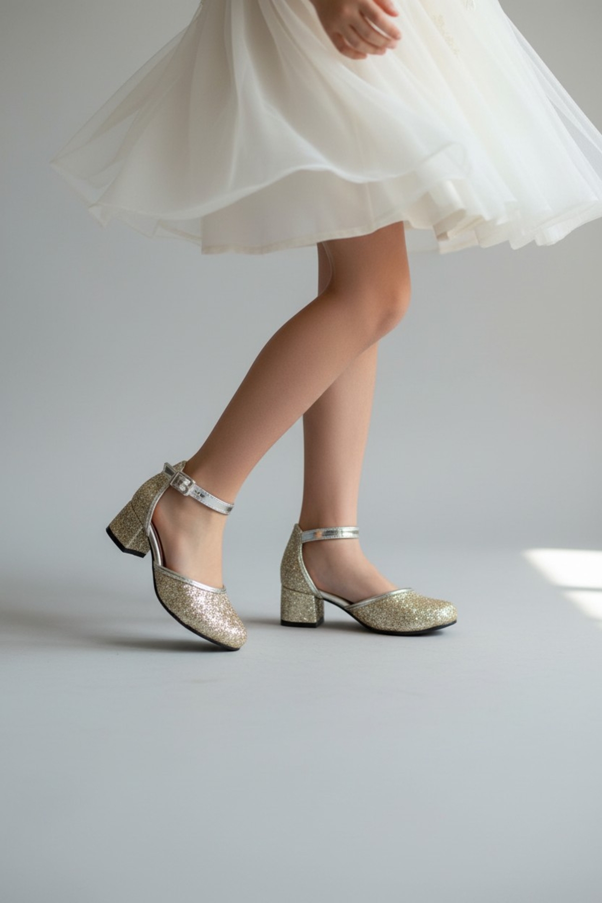 PATİK BEBE Kız Çocuk Gold Renk Kare Topuklu Abiye Ayakkabı fotoğrafı 3 (önizleme)