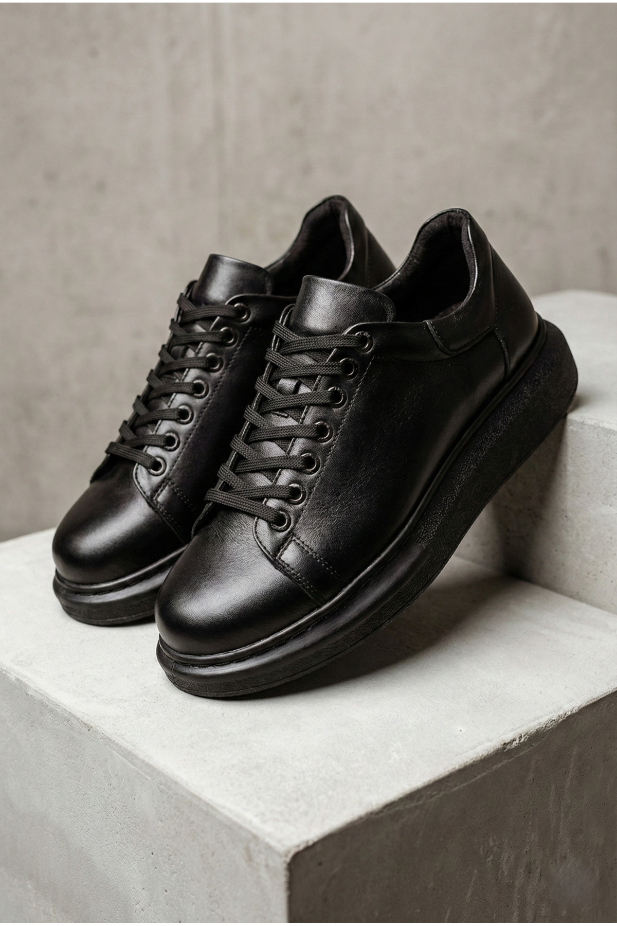 Premium Stylish Casual Comfortable And Comfortable Sneakers Black