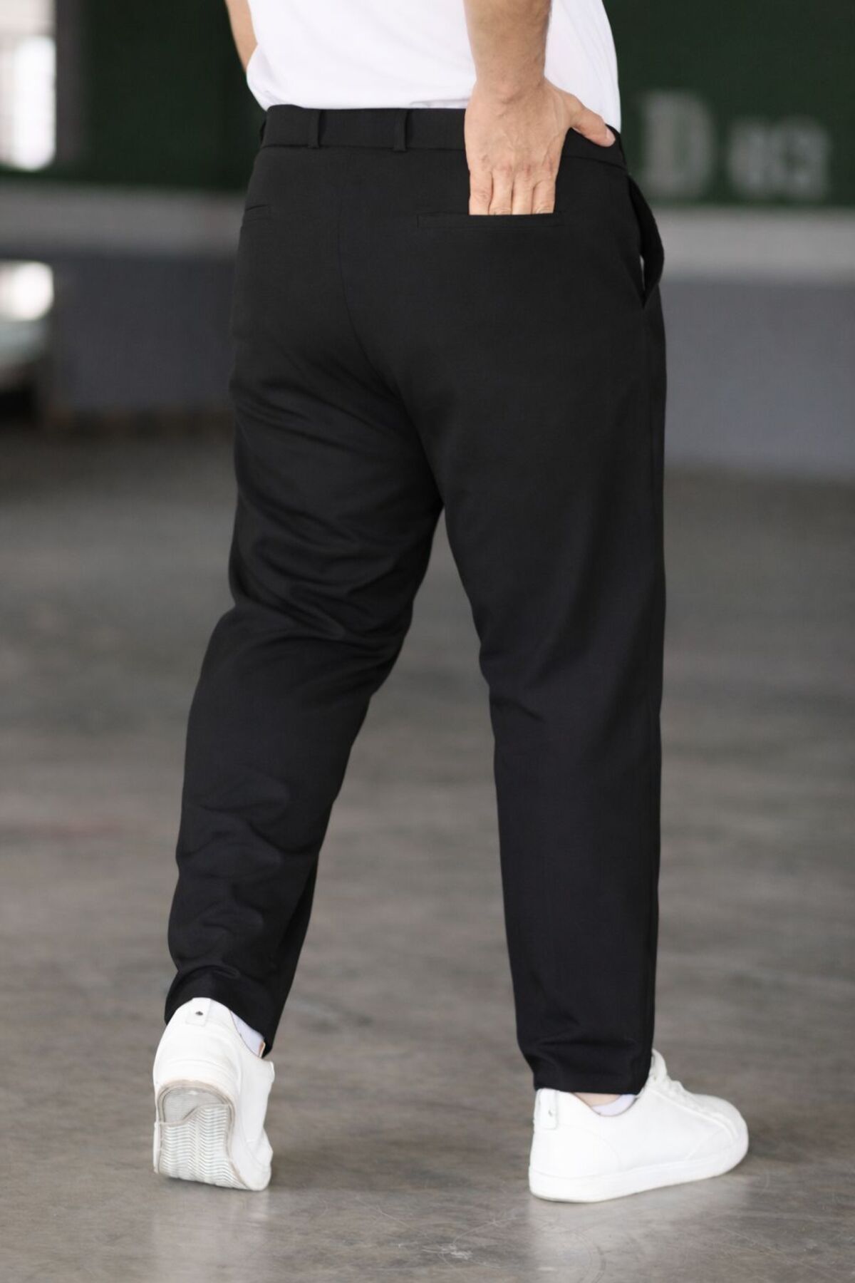 Bürke Erkek Siyah Renk Kaliteli Battal Büyük Beden Kumaş Pantolon (100-135 kg battal beden 40-42-44) görsel 3