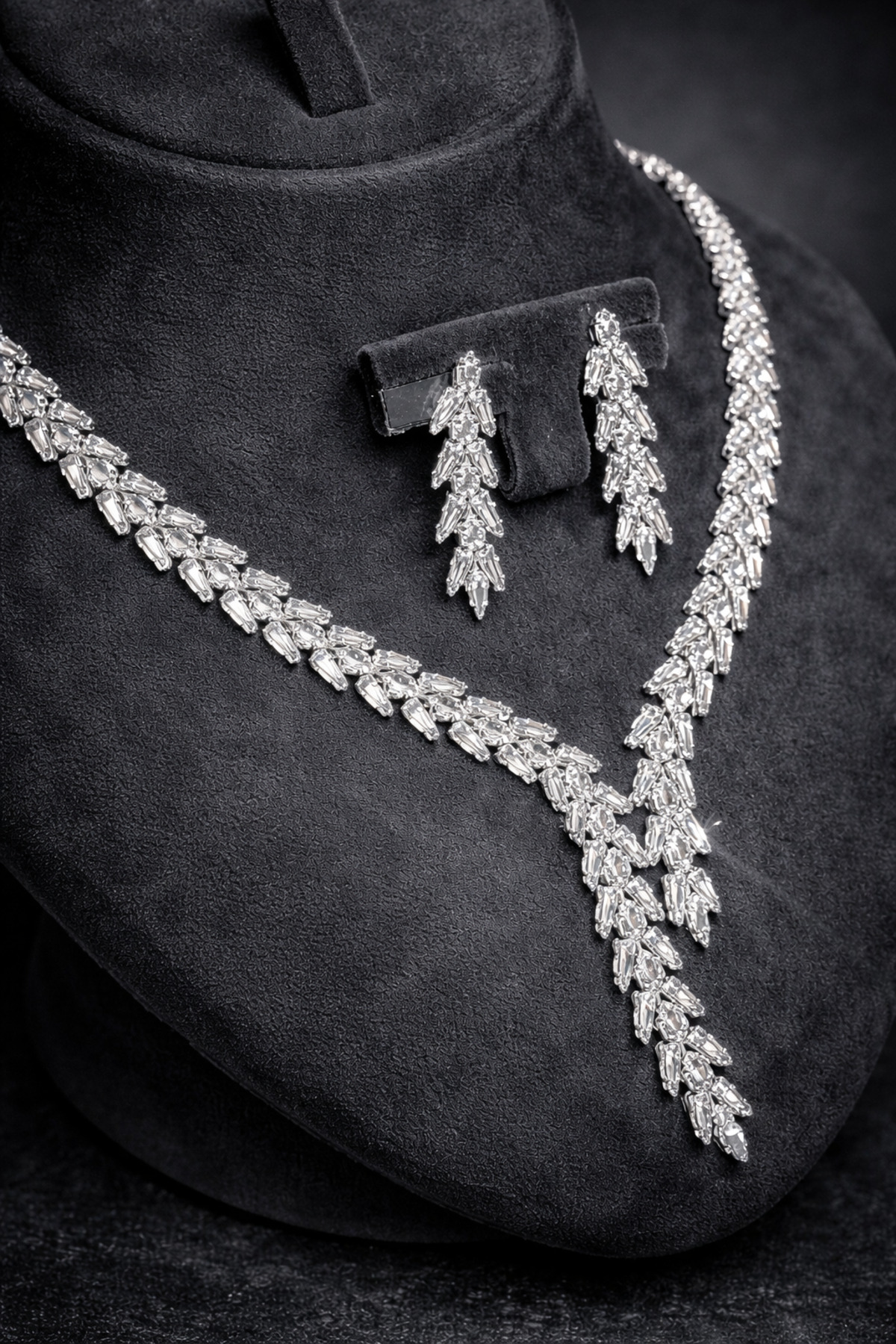 Zircon Waterway Set Rhodium Plated Sia Model Wedding Set Engagement Set Necklace Earrings Jewelry Set