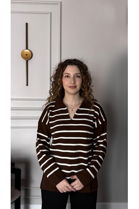 Nurgül Dilemen Polo Yaka Kahverengi Krem Çizgili Kazak