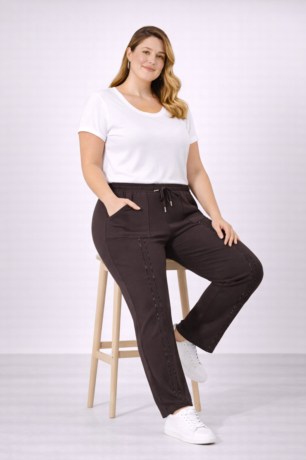 Şans  Kadın Büyük Beden Kahverengi, Bel Lastikli, Ön Taş İşli Cepli Eşofman Alt 65N39394 - Görsel 4