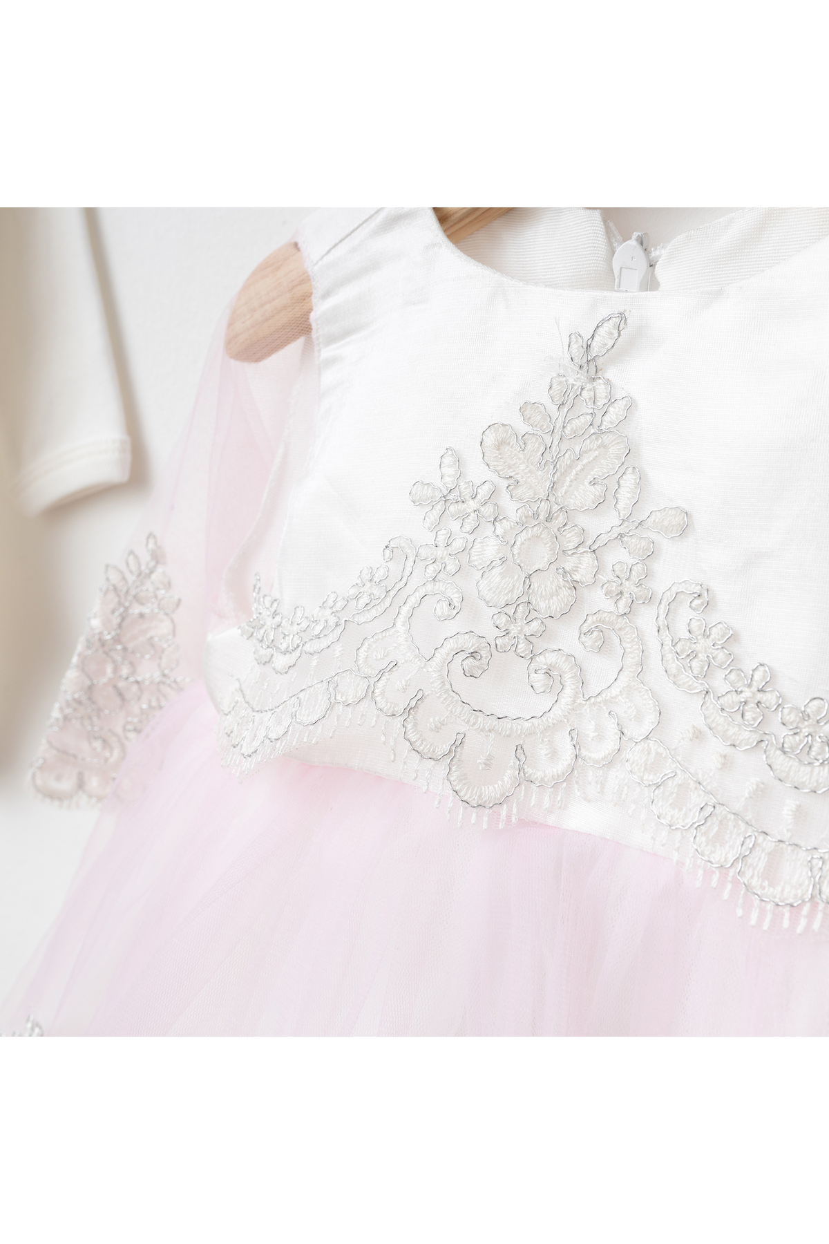 Eda Baby Mevlüt Özel Günler İçin Fransız Dantelli 6 Parça Elbiseli Başörtülü & Battaniyeli-Anne Bebek Takım fotoğrafı 3 (önizleme)