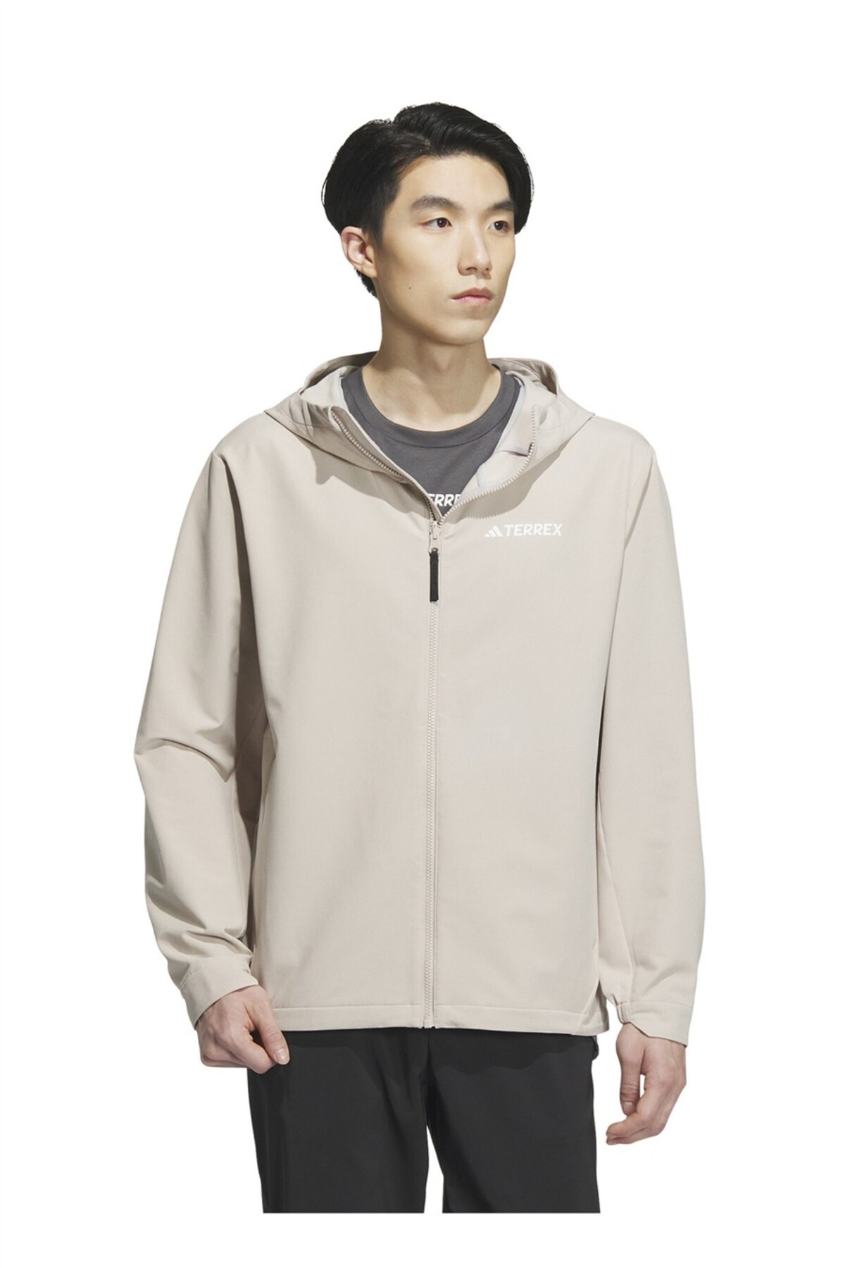 آدیداس گرم، شل، جی کی