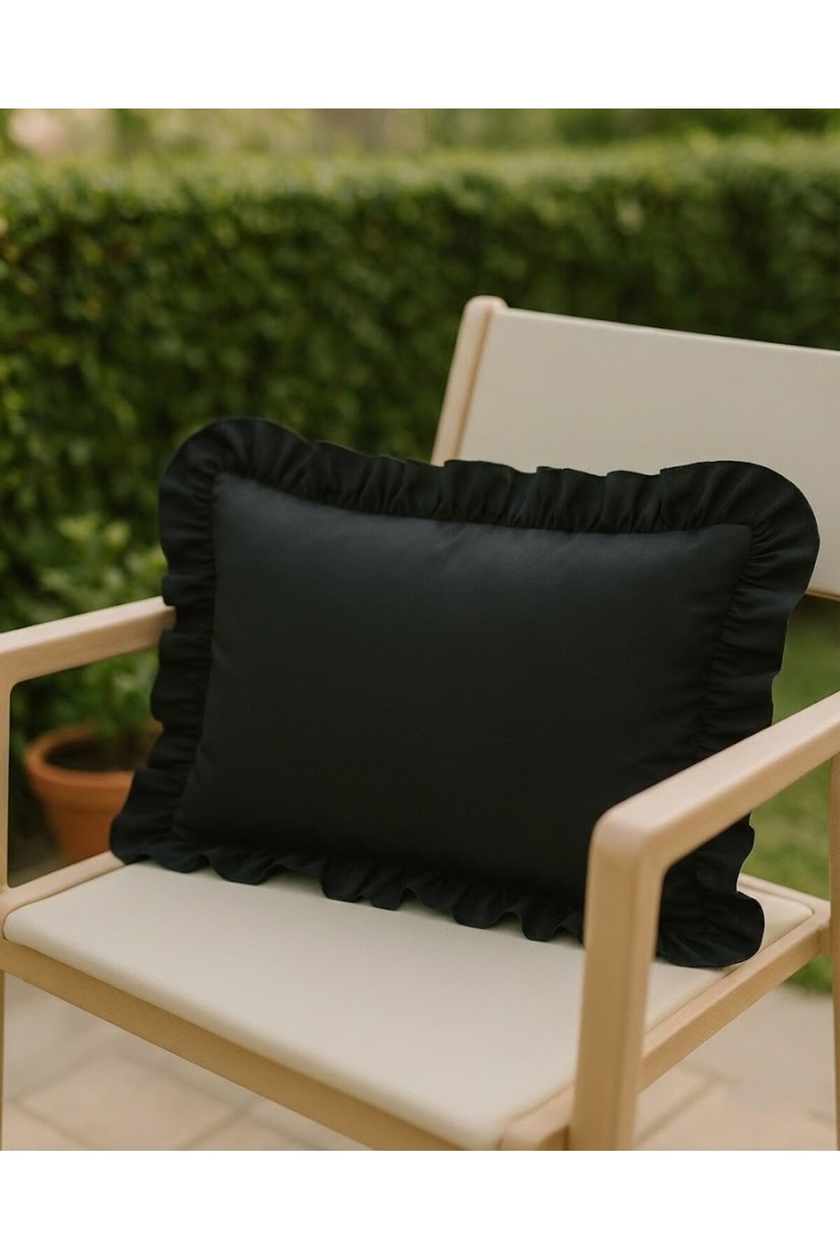 100% cotton frilly decorative pillow case – 35x50 CM