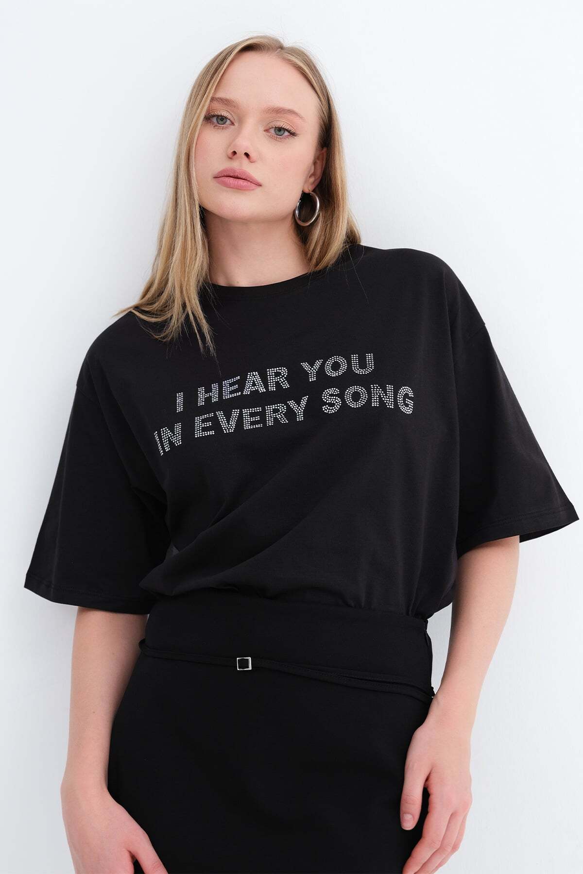 Addax  Bisiklet Yaka Taşlı T-shirt P9011