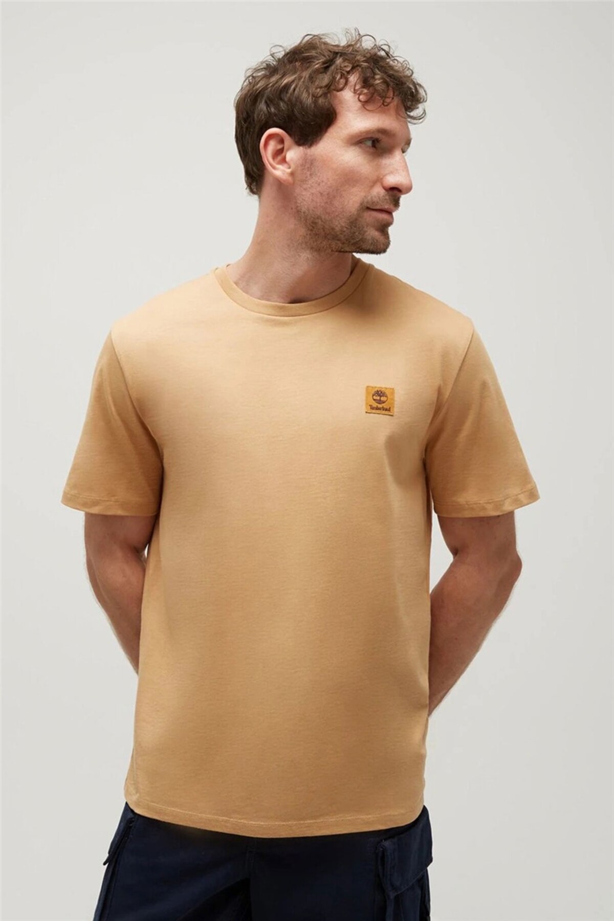 تیمبرلند تی شرت یقه گرد زرد مردانه Woven Badge