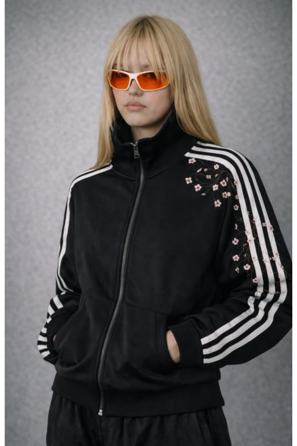 Weekeep Sakura Nakışlı Trend Unisex Femuarlı Hırka Streetwear Y2K — مشکی Weeksakura