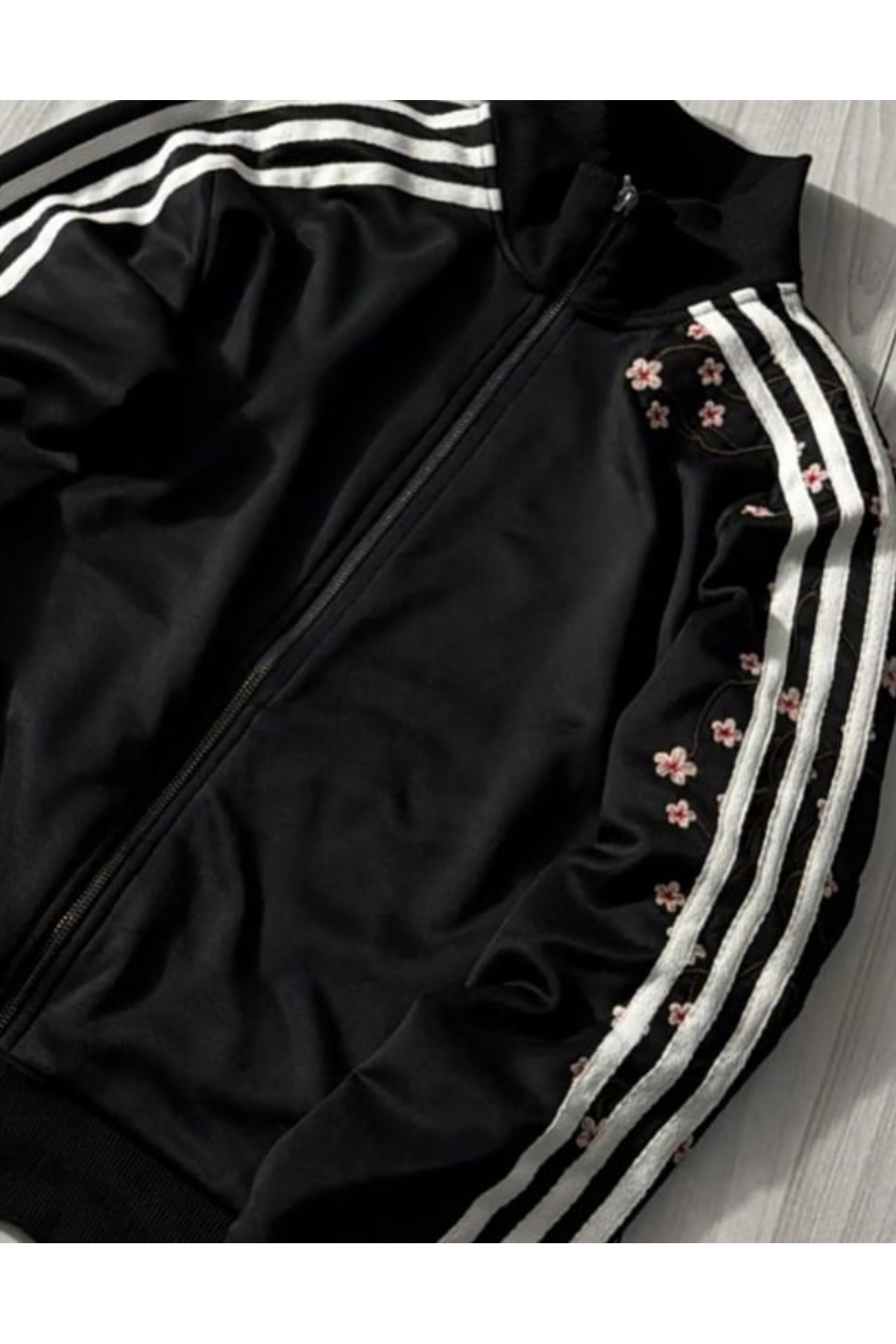 Sakura Nakışlı Trend Unisex Femuarlı Hırka Streetwear Y2K — مشکی Weeksakura — تصویر 4 از 4