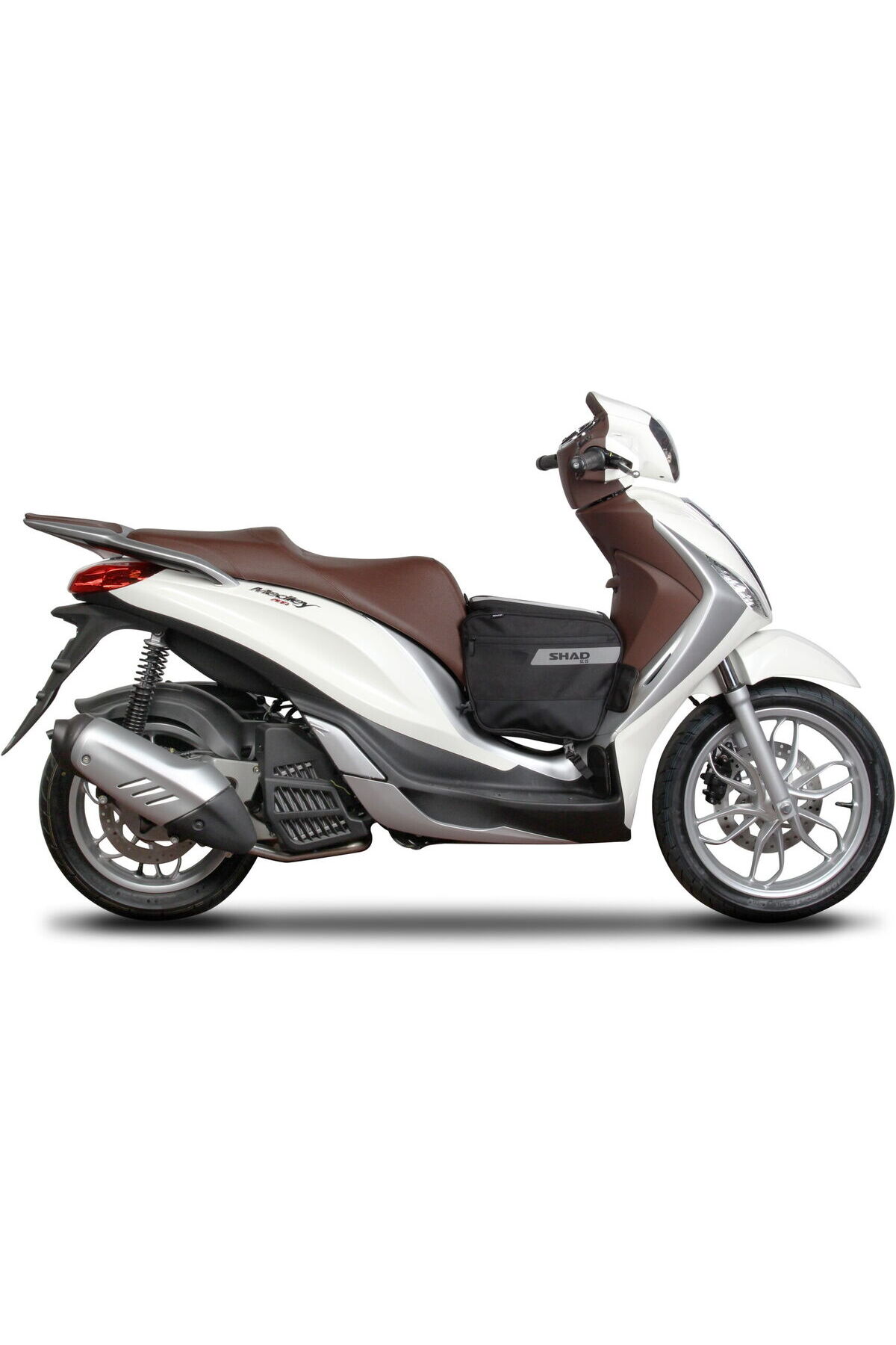 Resim Shad SC25 Scooter Ara Çanta (25 Lt.) 