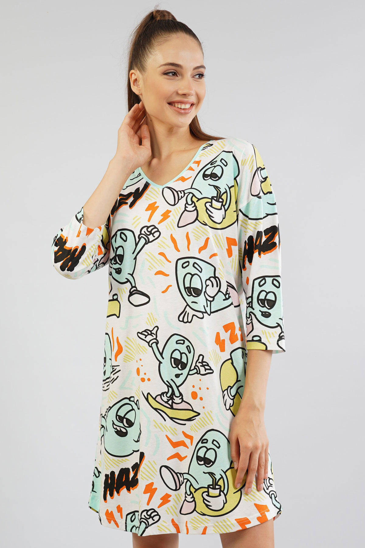 vienatta V Yaka 3/4 Kol Pamuklu Gecelik