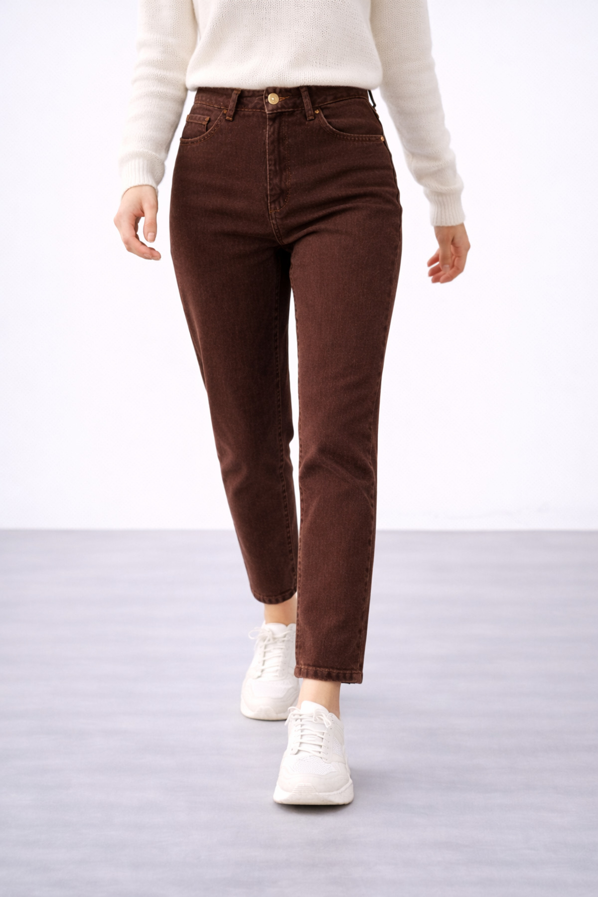 DELDNM  Zera Kadın Premium Kahve Yüksek Bel Likralı Trend Mom Jean - Görsel 2