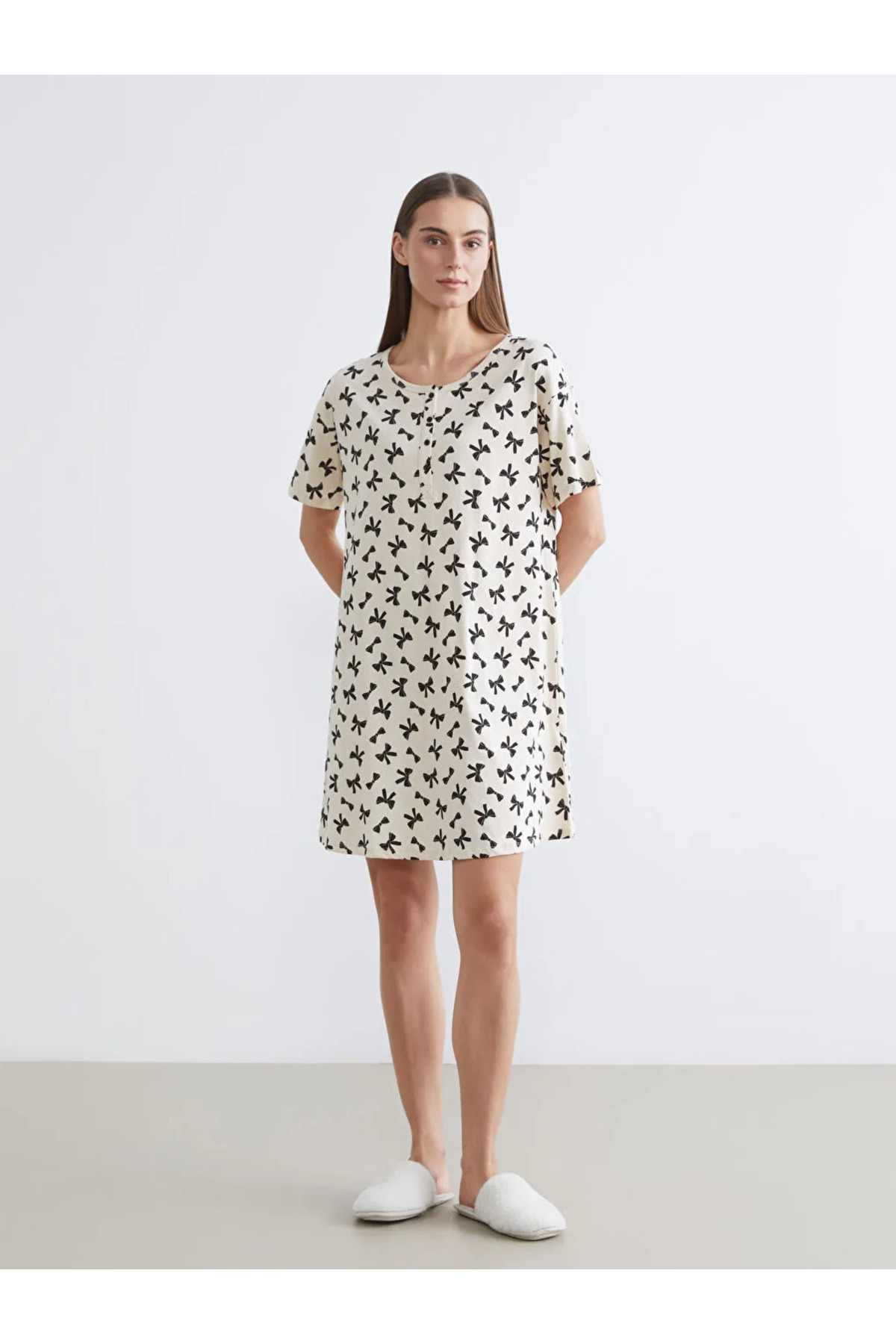 LC Waikiki LCW DREAM Bej Bisiklet Yaka Fiyonk Desenli Hamile Gecelik