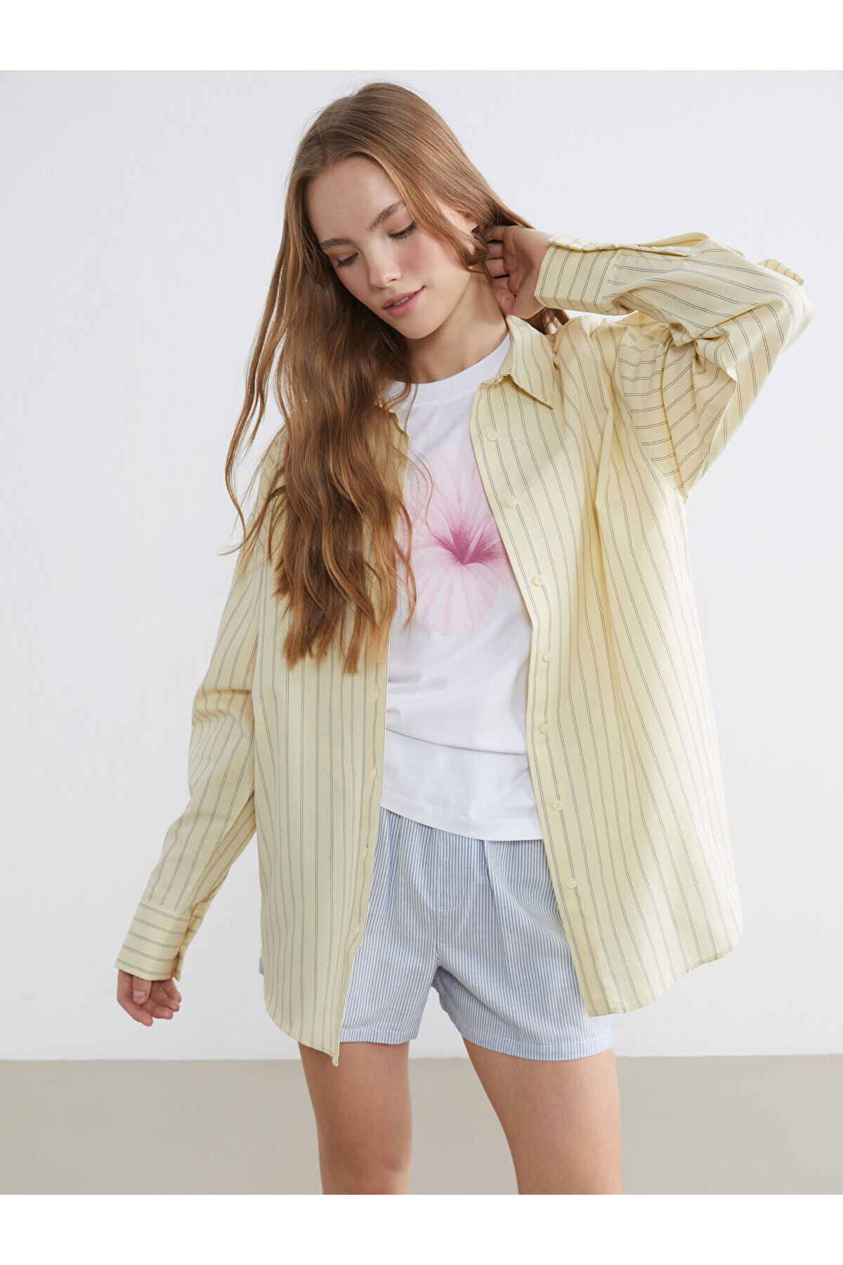 LC Waikiki  Çizgili Oxford Oversize Kadın Gömlek