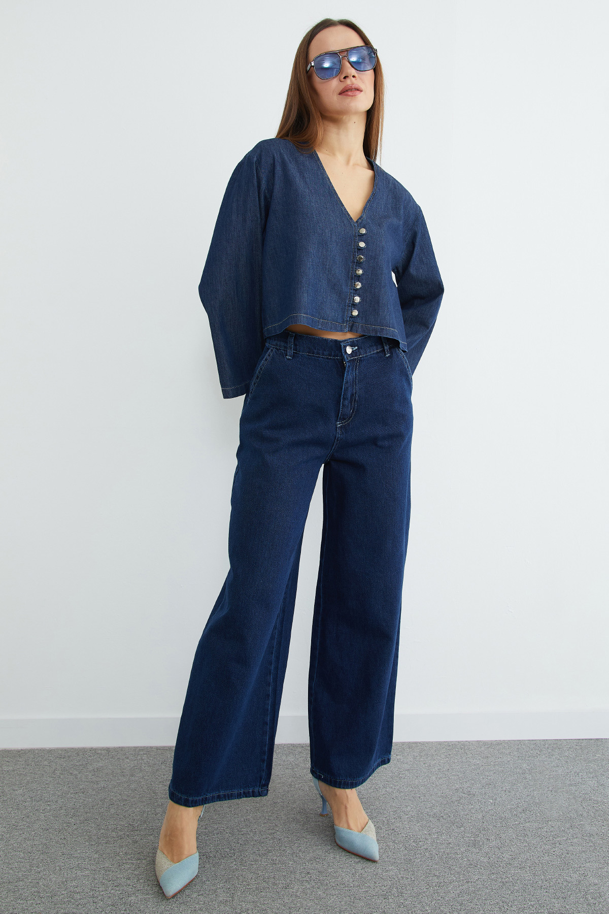 Fullamoda  Düğmeli Geniş Kol Crop Jean Gömlek - Görsel 6