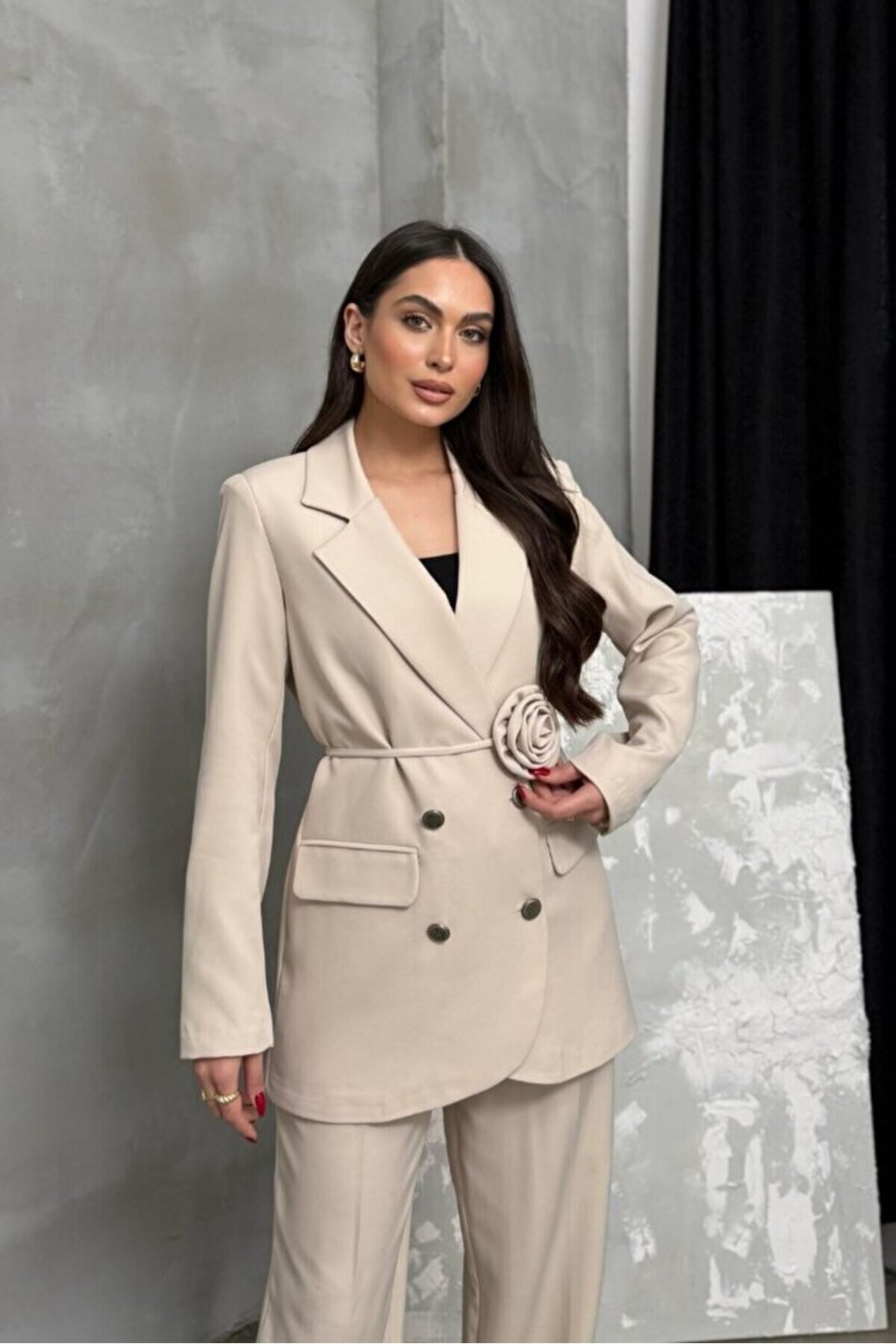 Women's Rose Accessory Detailed Blazer and Trousers Set - Görsel 5