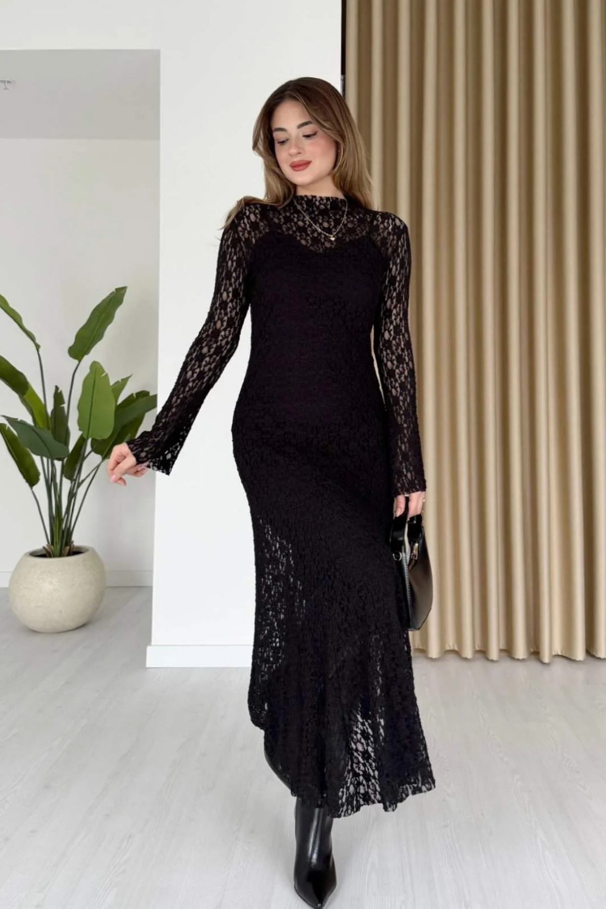 Sorridi  Dik Yaka Astarlı Dantel Elbise - Görsel 2