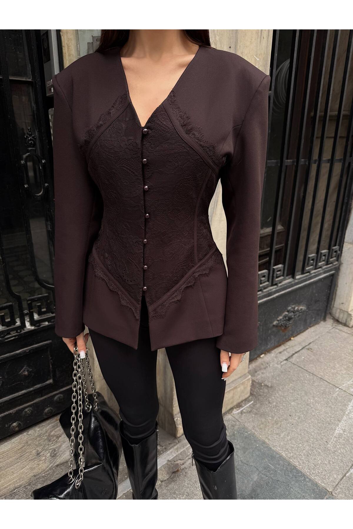 Julidress  Kahve Dantel Detaylı V Yaka Tasarım Premium Blazer Ceket - Görsel 3