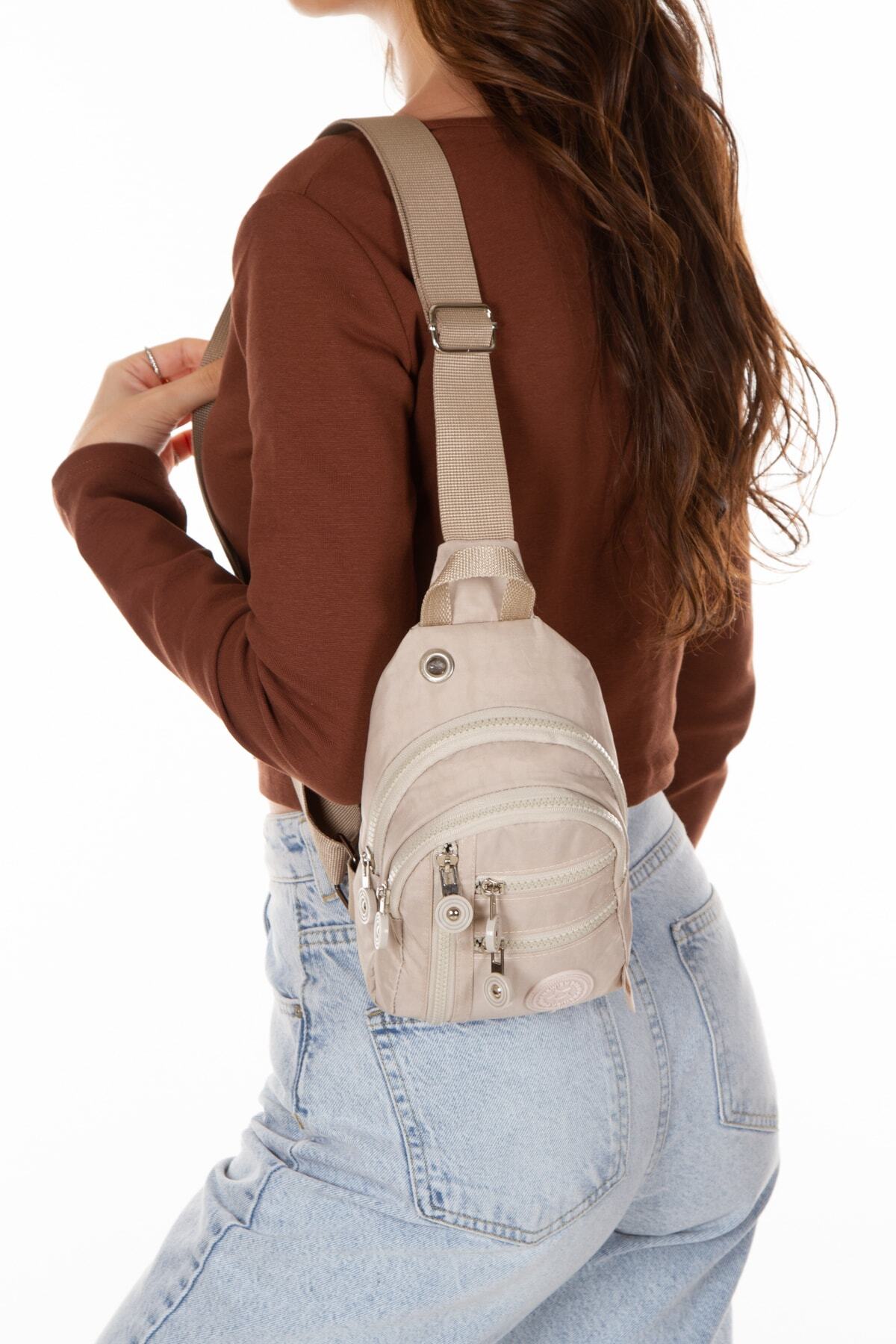 NEWISH POLO ACCESSORIES Unisex Su Geçirmez Kulaklık Usb Çıkışlı Çapraz Askılı Çanta Bel Omuz Ve Göğüs Çanta Günlük Bodybag görsel 4