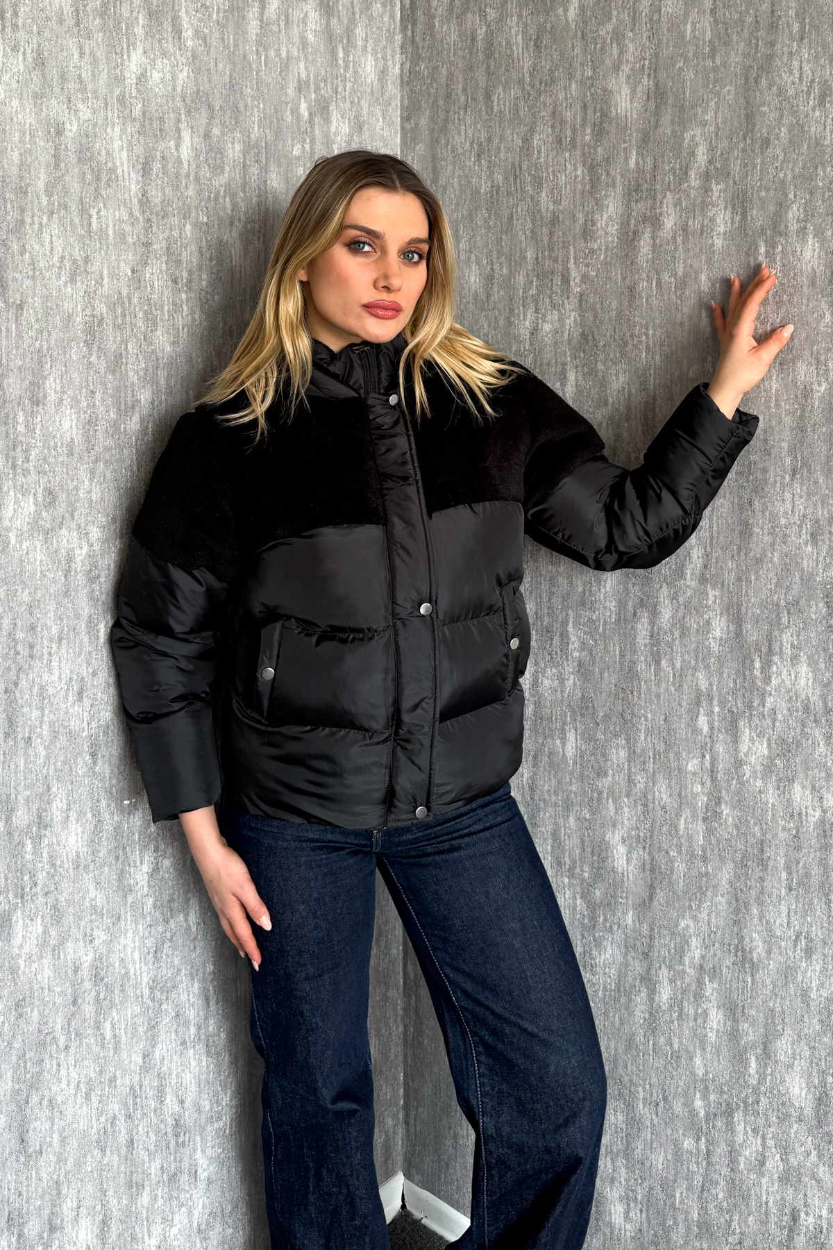 ModaPlaza  Kadın Omuz Kürklü Şişme Mont 60577 - Görsel 4