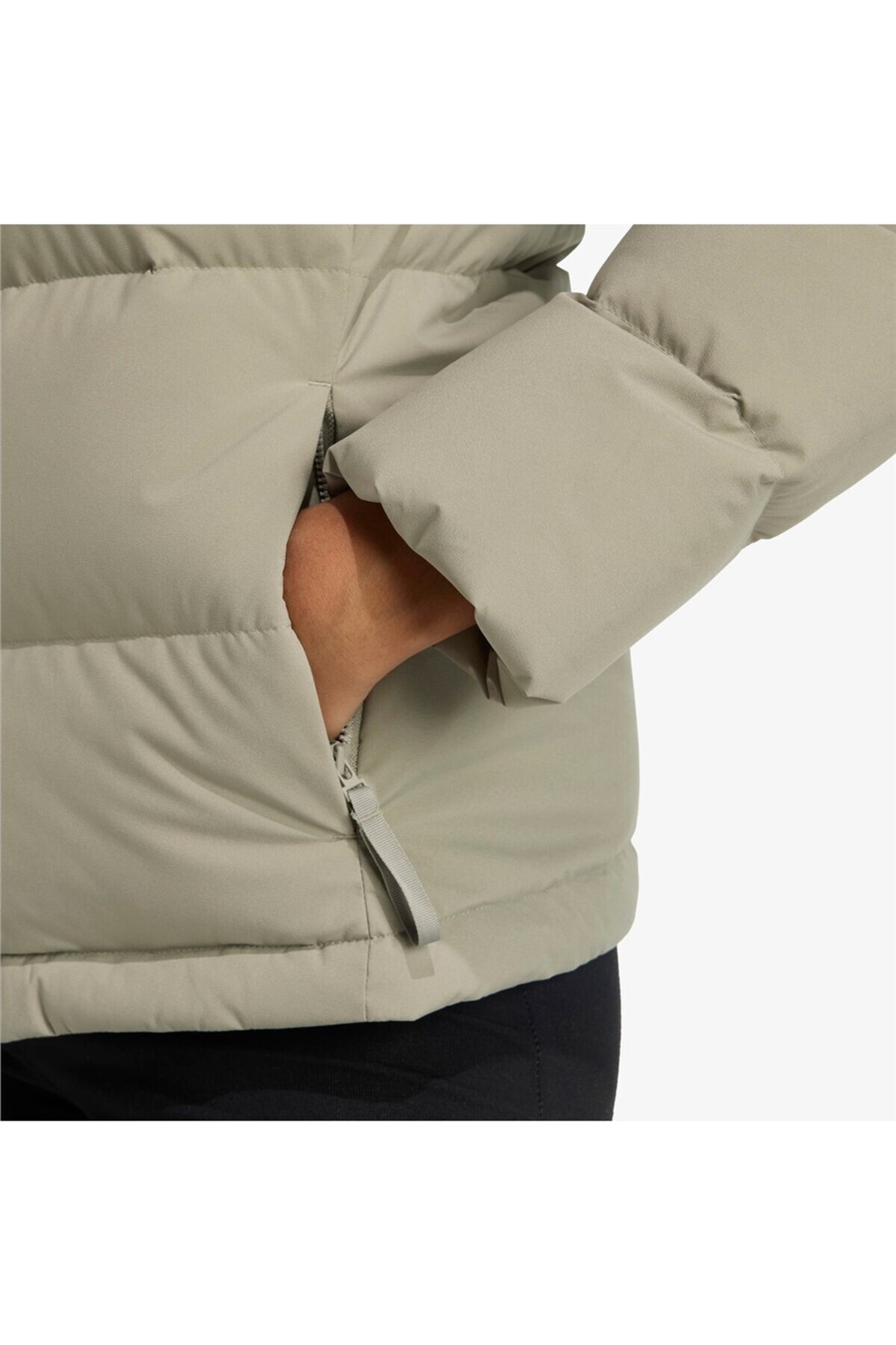 adidas  Helionic Climawarm Dolgulu Kapüşonlu Kadın Yeşil Outdoor Montu - Görsel 6