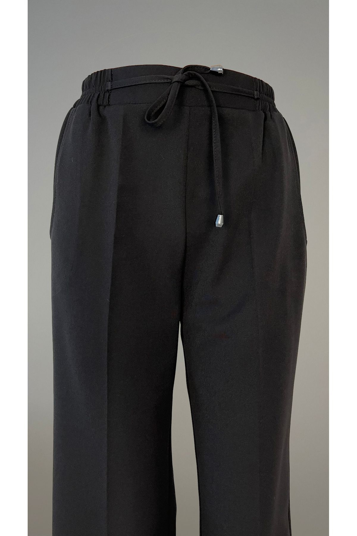 Taşpınar Butik  Siyah Beli Lastikli Büyük Beden Likralı Boru Paça Pantolon - Görsel 3