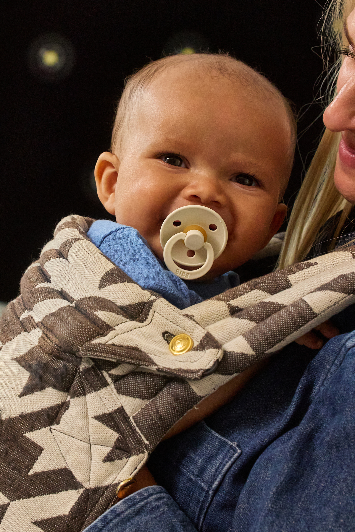 Bibs Colour Anatomik Damaklı Emzik- Ivory 0-6 Ay fotoğrafı 3 (önizleme)