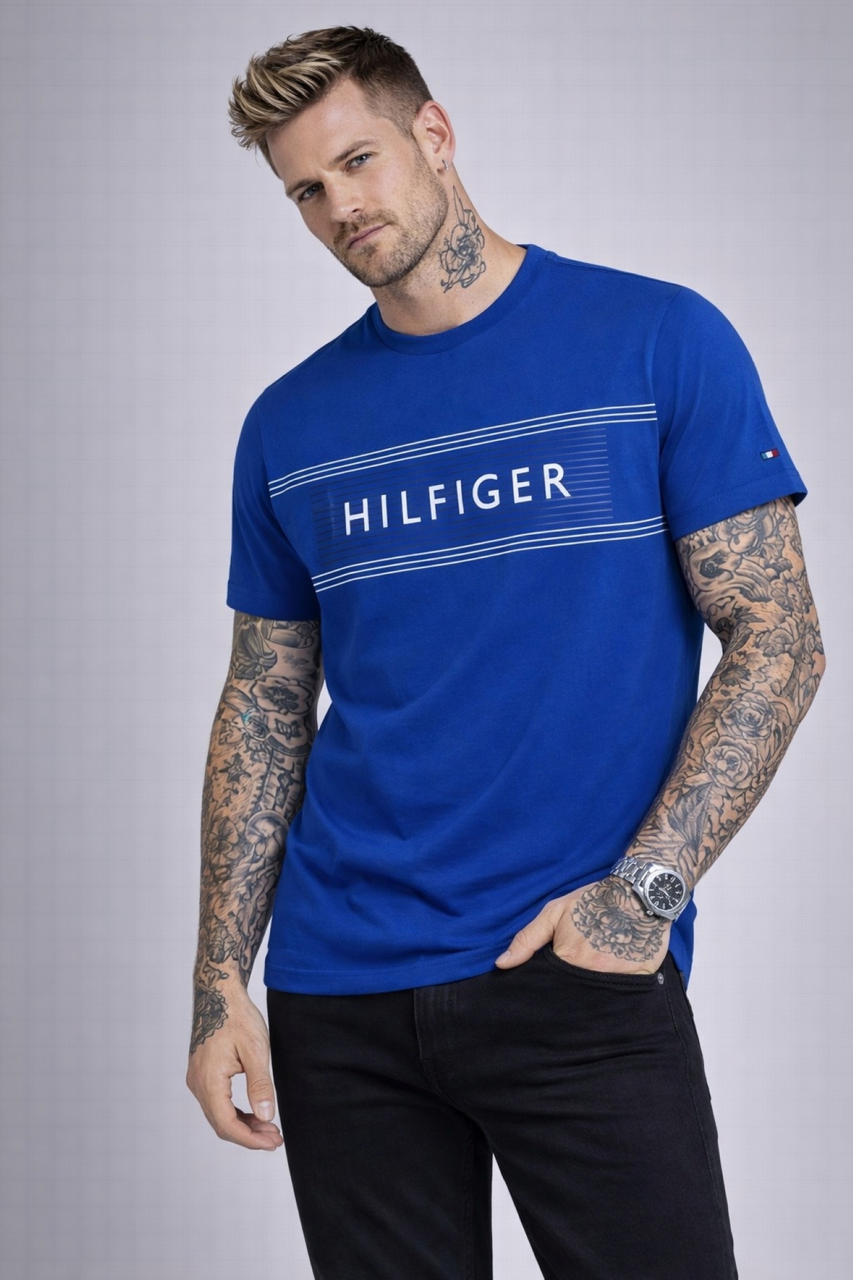 تامی هیلفیگر تی‌شرت مردانه یقه گرد طرح‌دار ۱۰۰٪ پنبه TH