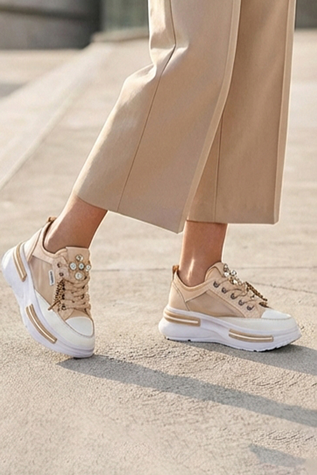 Tokyo - 172 Tulle Detailed Linen Sneakers heel length (5cm)