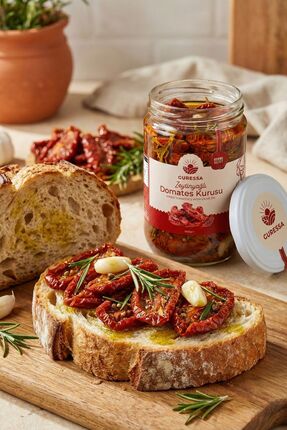 GURESSA Zeytinyağlı Domates Kurusu 660 ml (Mezelik & Kahvaltılık)