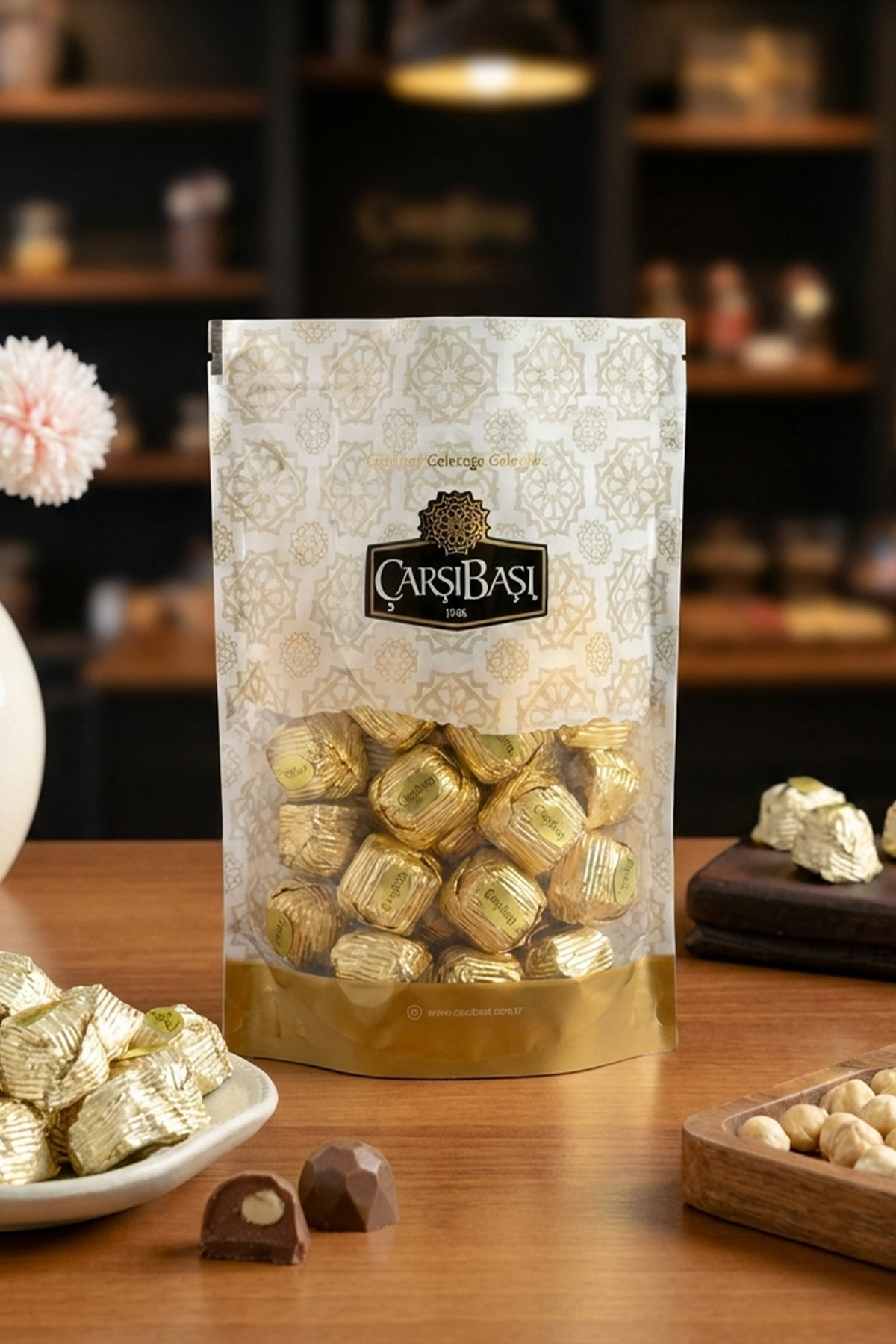 çarşıbaşı Yaldızlı Kristal Fındıklı Sütlü Çikolata Gold 1KG