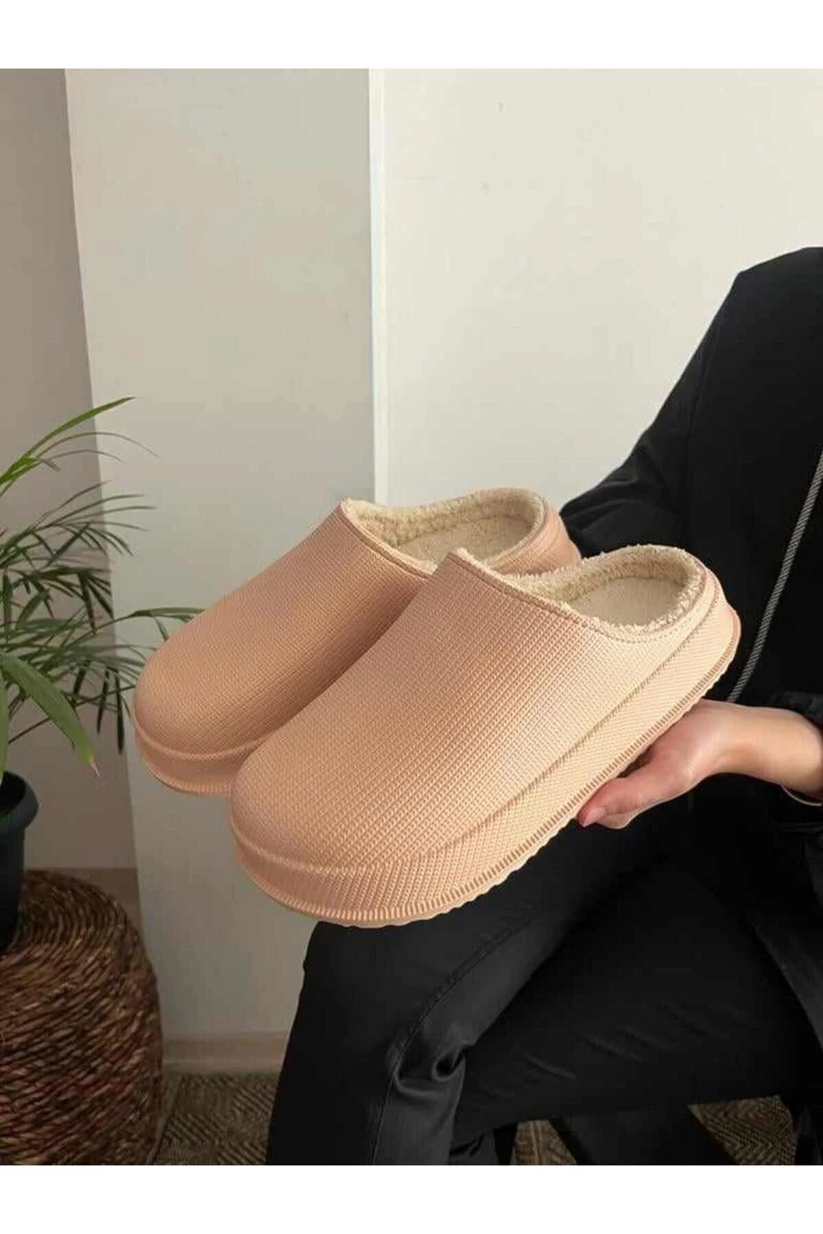 Behtah Kundura İçi Kürklü Sıcak Astar Tam Ortopedik Ev İçi Hastane Doktor Hemşire Ahçı Terliği