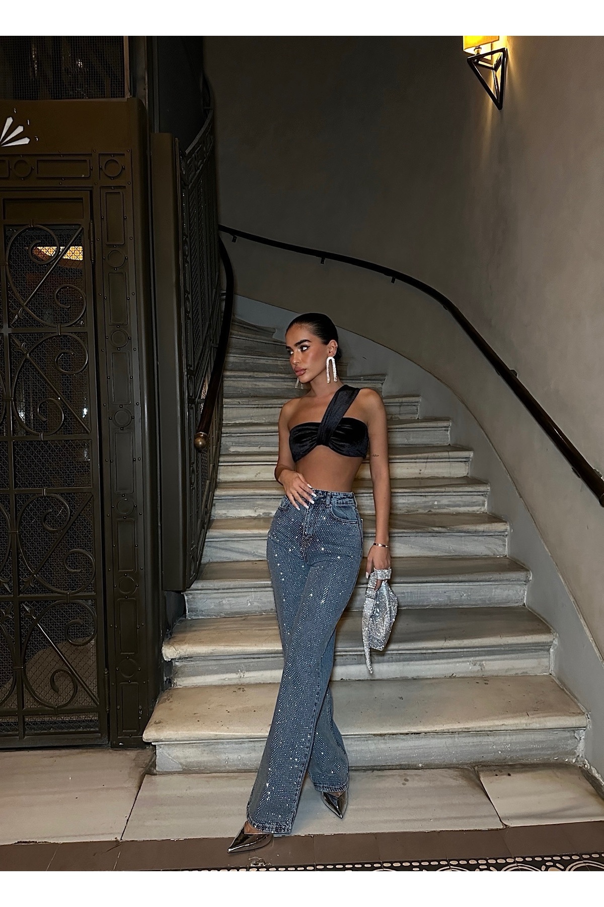 ParlaMira Дамски дънки с висока талия, еластична кройка и камъни