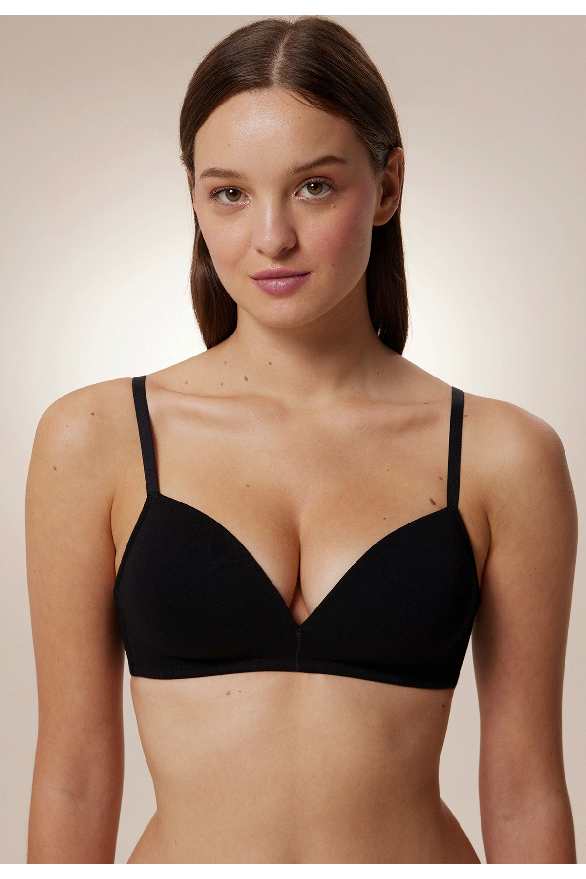 Penti # Čierna pohodlná bavlnená podprsenka bez živice