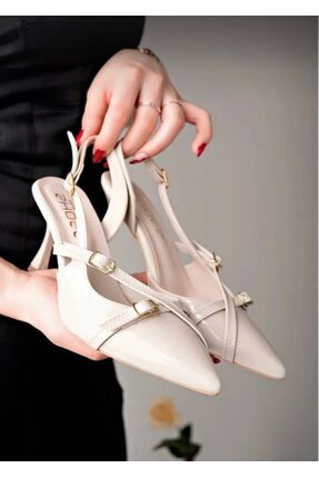 doğan gurup Bej Rugan Stiletto Klasik Çift Bantlı Toka Detaylı Topuklu Ayakkabı