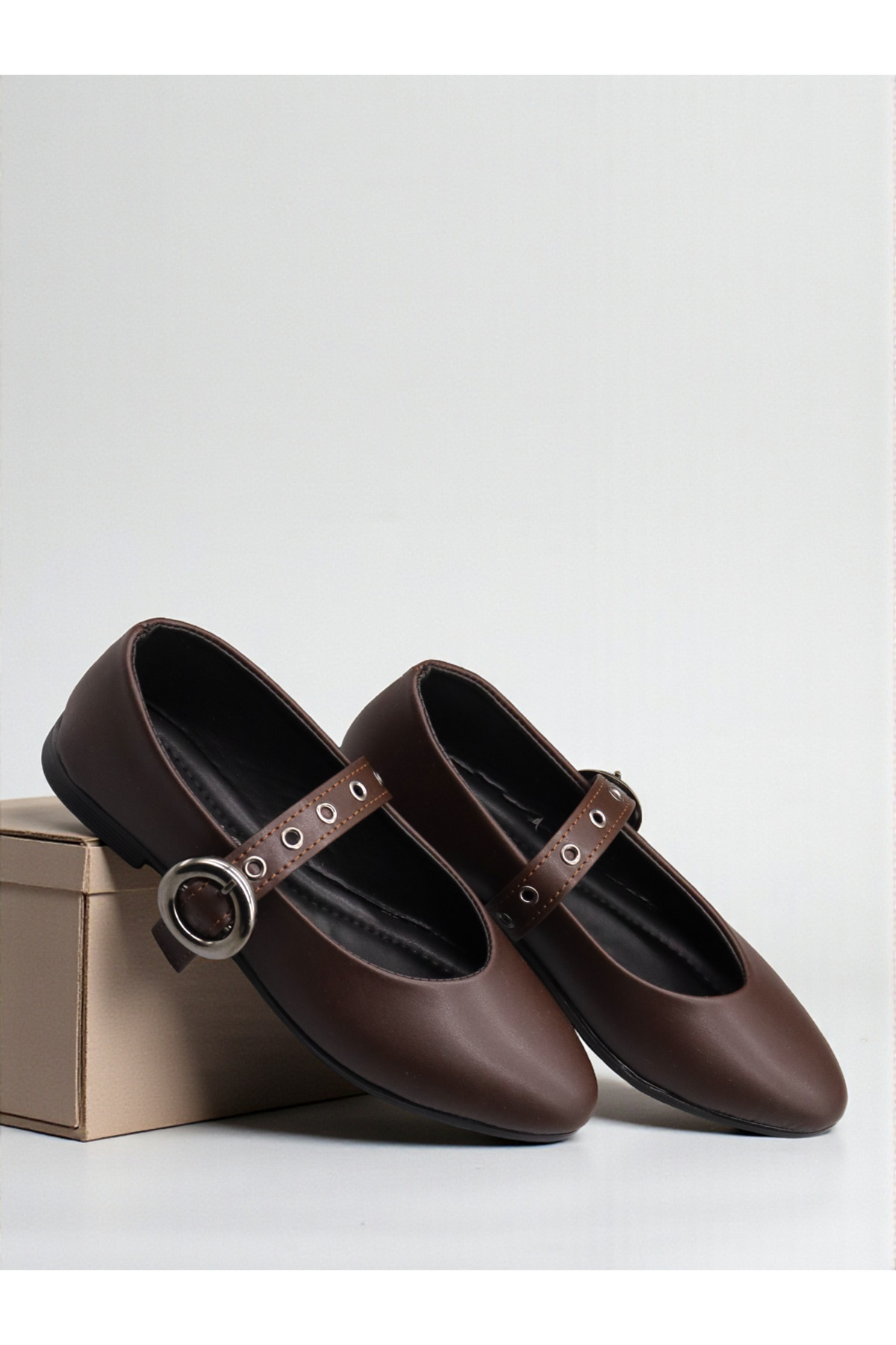 HFKY  Tasarım Tokalı Lastikli Babet Ayakkabı