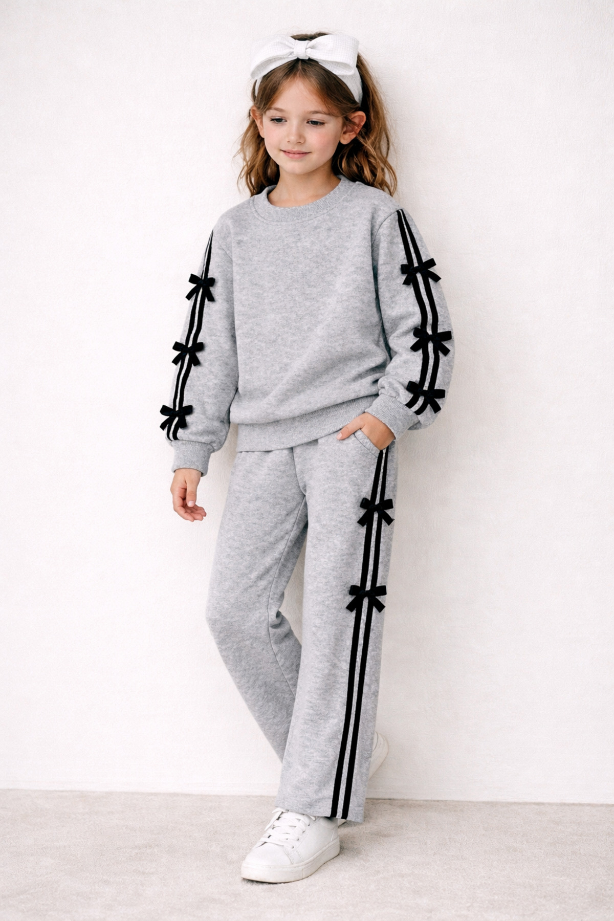 Girls Casual Tracksuit with Stripes and Ribbon Detailed Pants Pockets
