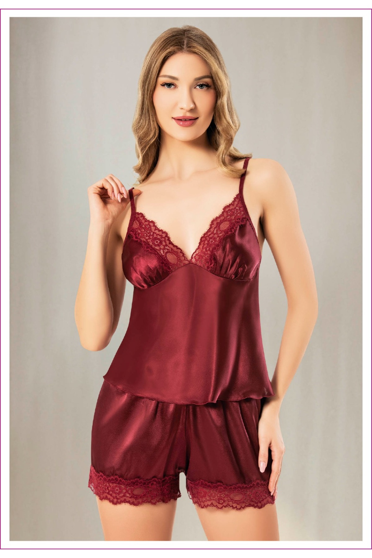 Dynamic Saten Dantelli Şortlu Gecelik Takımı